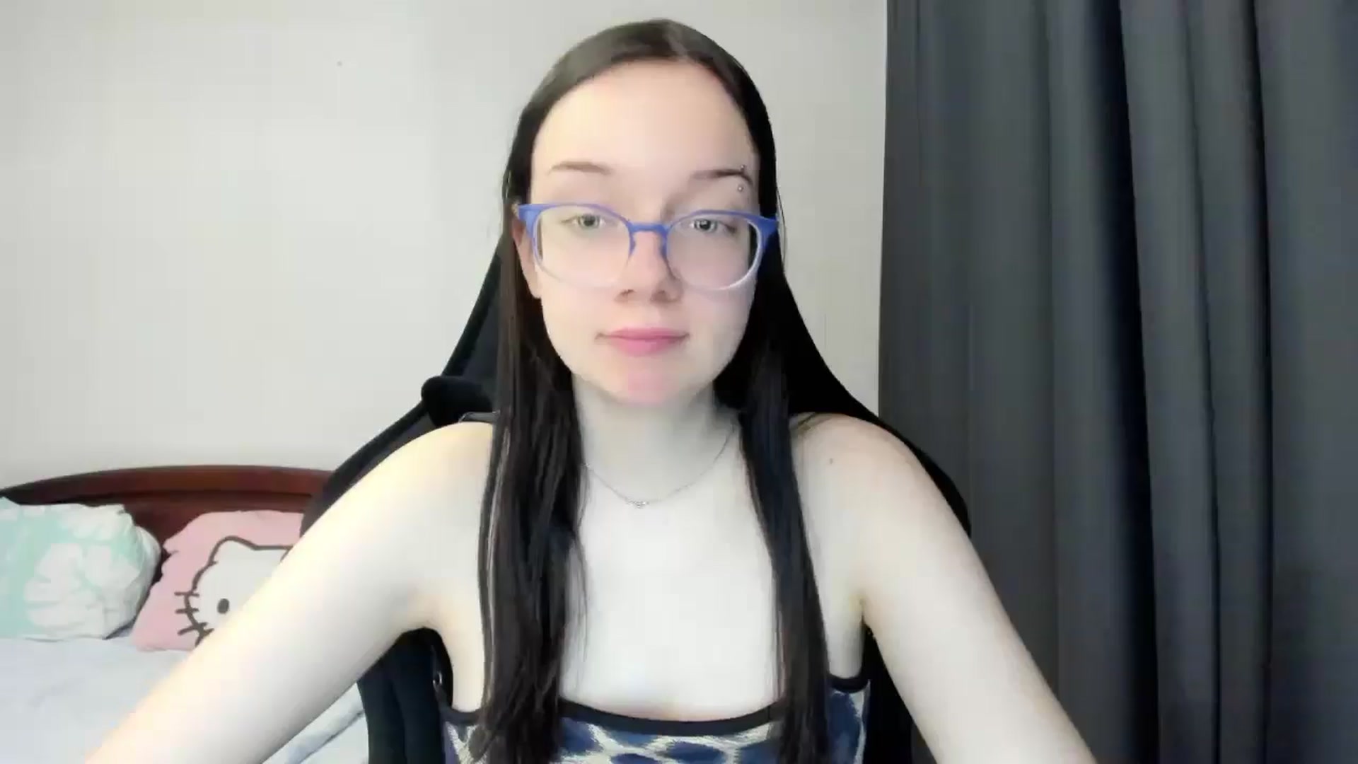Gallery image thumbnail from Baby_Melania's myfreecams stream on, 03/06/2026, 13:21 image 9 of 20