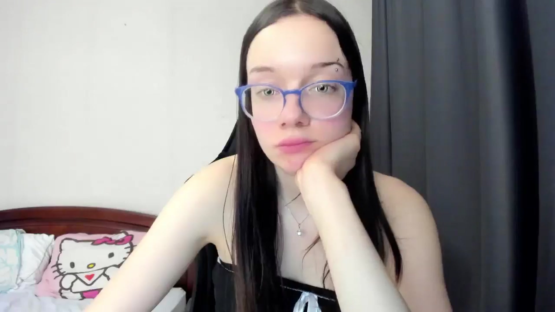 Gallery image thumbnail from Baby_Melania's myfreecams stream on, 03/10/2026, 02:10 image 12 of 20