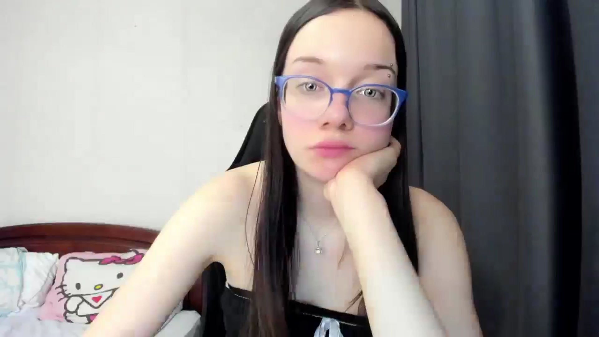 Gallery image thumbnail from Baby_Melania's myfreecams stream on, 03/10/2026, 02:10 image 11 of 20