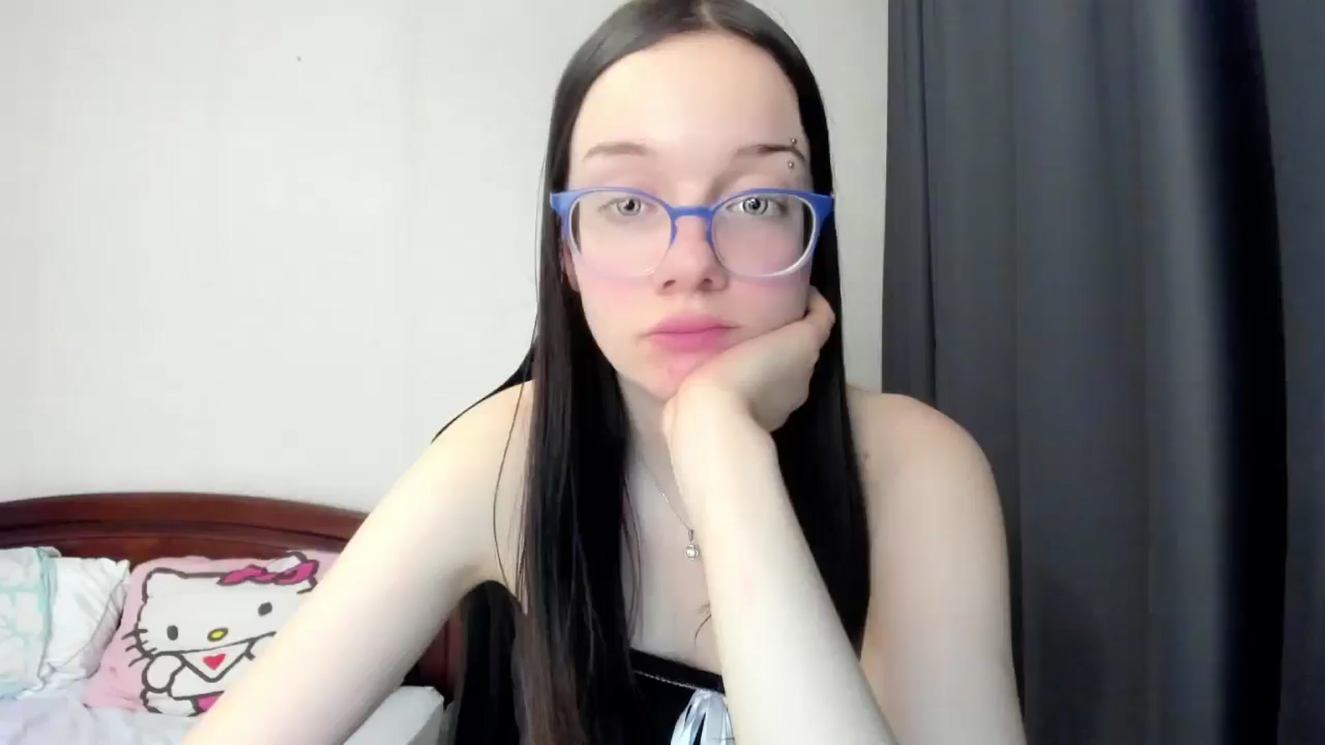 Gallery image thumbnail from Baby_Melania's myfreecams stream on, 03/10/2026, 02:10 image 14 of 20