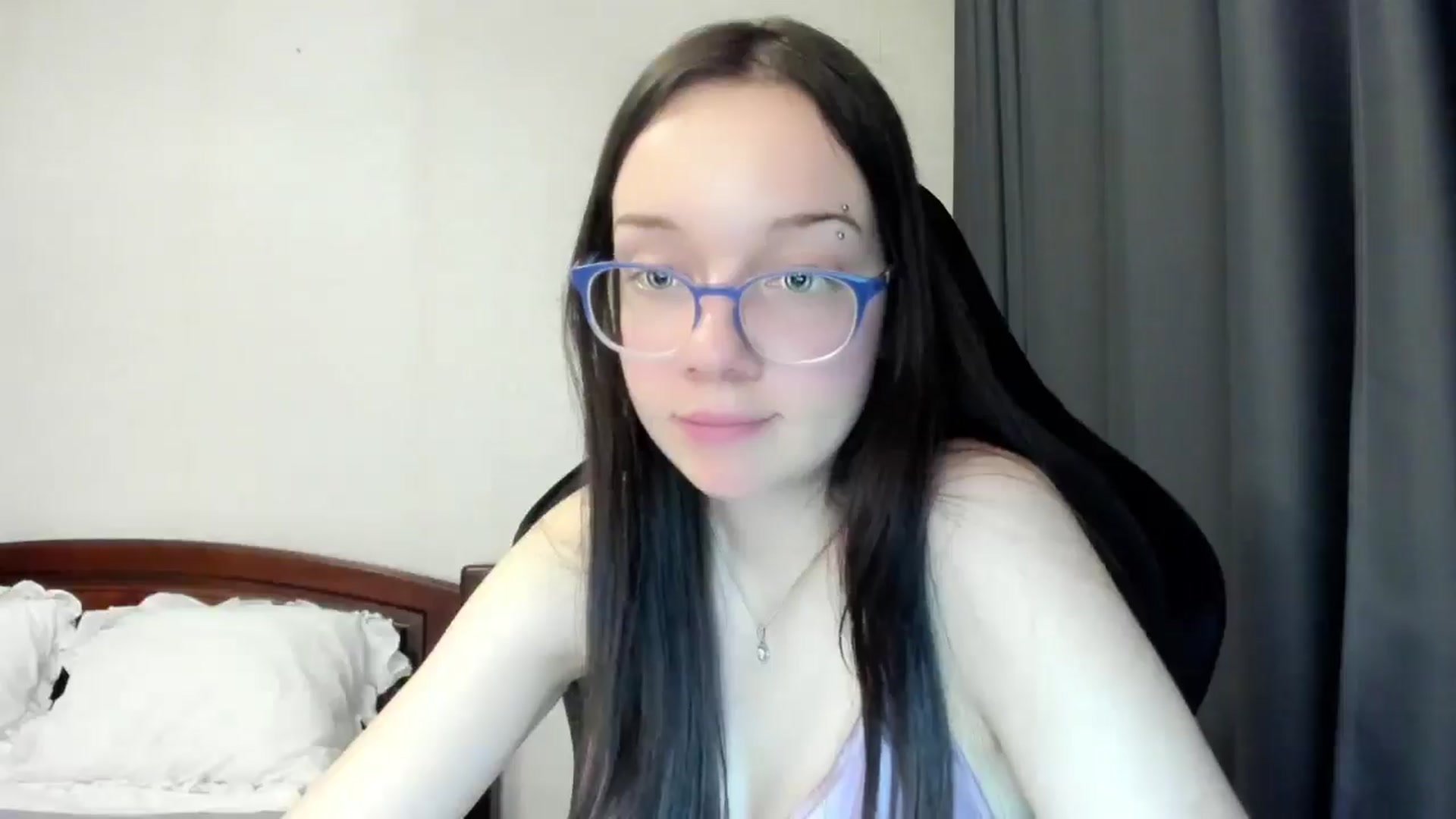 Gallery image thumbnail from Baby_Melania's myfreecams stream on, 03/13/2026, 21:50 image 17 of 20