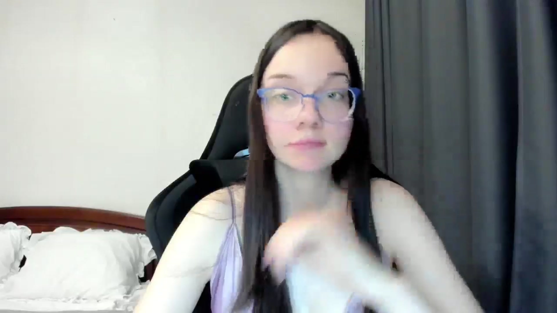 Gallery image thumbnail from Baby_Melania's myfreecams stream on, 03/13/2026, 21:50 image 13 of 20