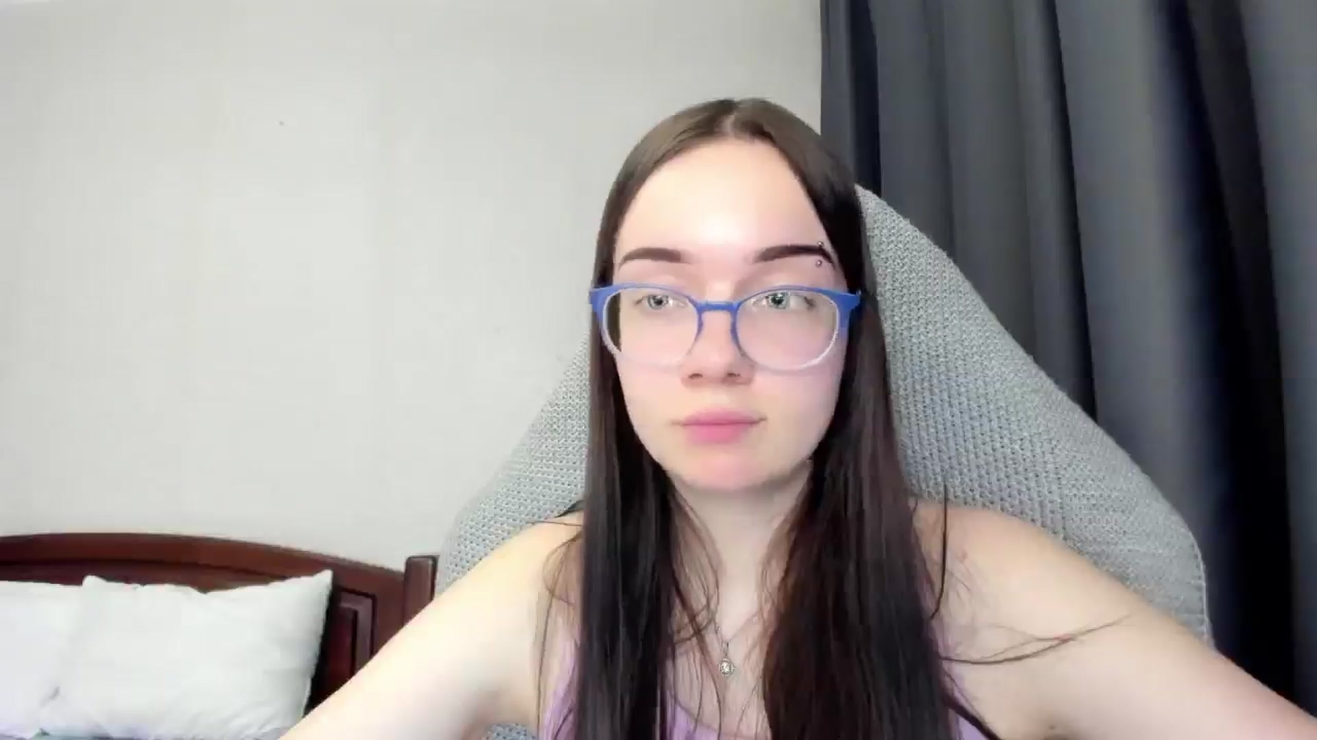 Gallery image thumbnail from Baby_Melania's myfreecams stream on, 03/25/2026, 18:38 image 16 of 20