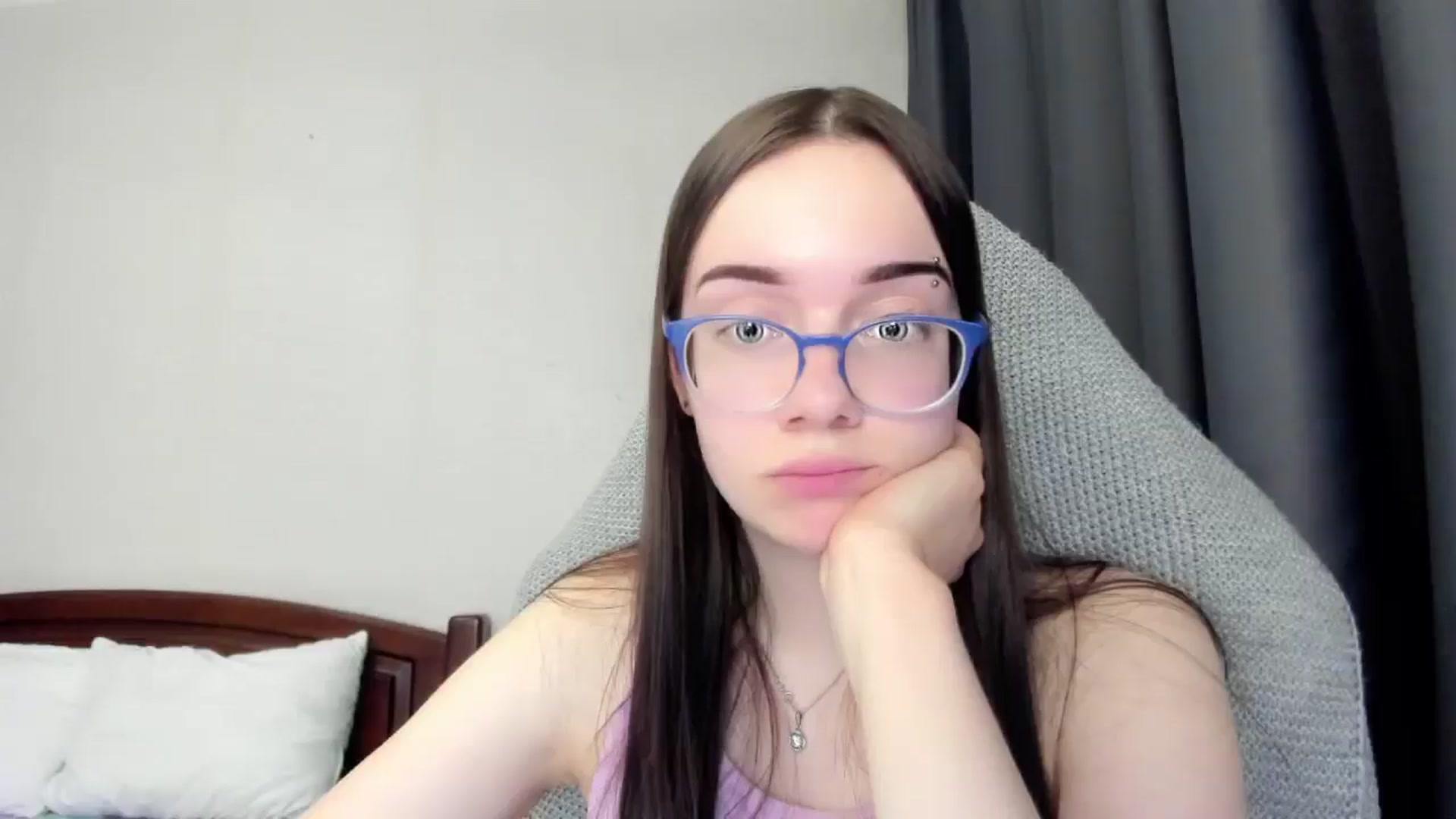 Gallery image thumbnail from Baby_Melania's myfreecams stream on, 03/25/2026, 18:38 image 14 of 20