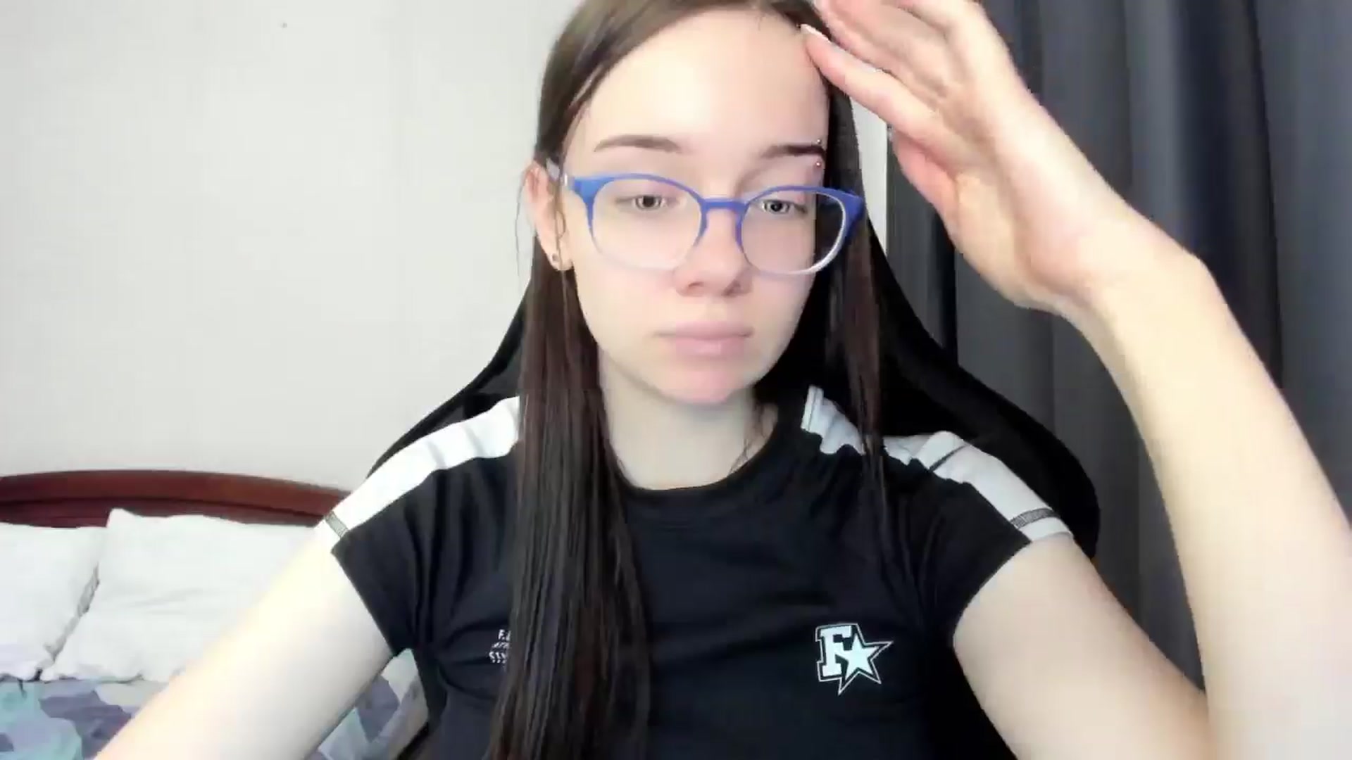 Gallery image thumbnail from Baby_Melania's myfreecams stream on, 03/27/2026, 13:39 image 11 of 20
