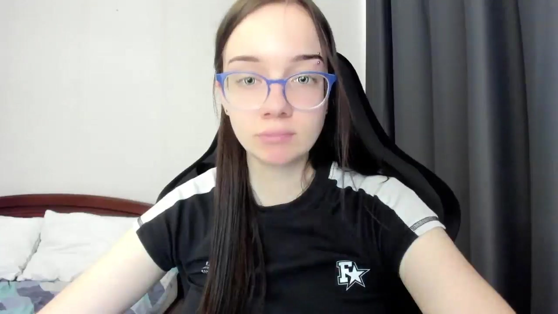 Gallery image thumbnail from Baby_Melania's myfreecams stream on, 03/27/2026, 13:39 image 14 of 20