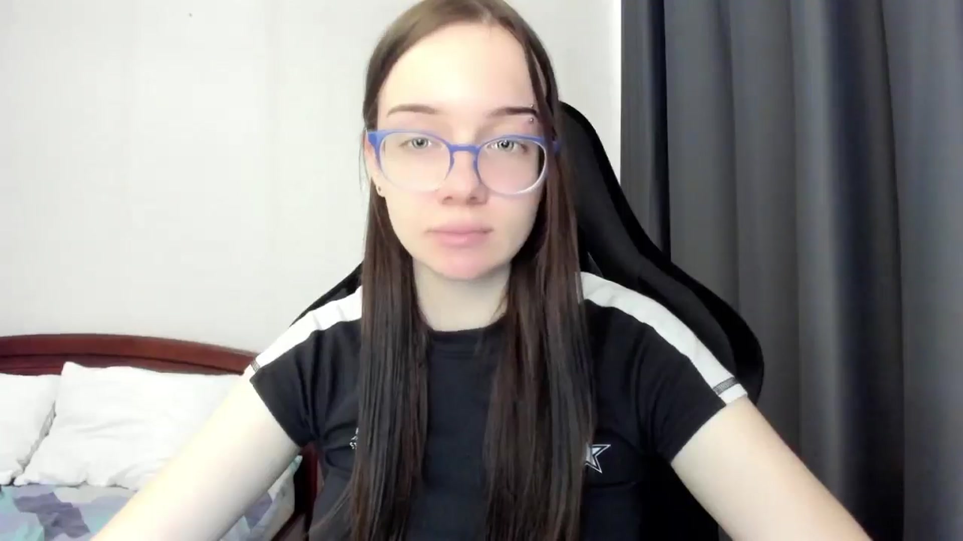 Gallery image thumbnail from Baby_Melania's myfreecams stream on, 03/27/2026, 13:39 image 4 of 20