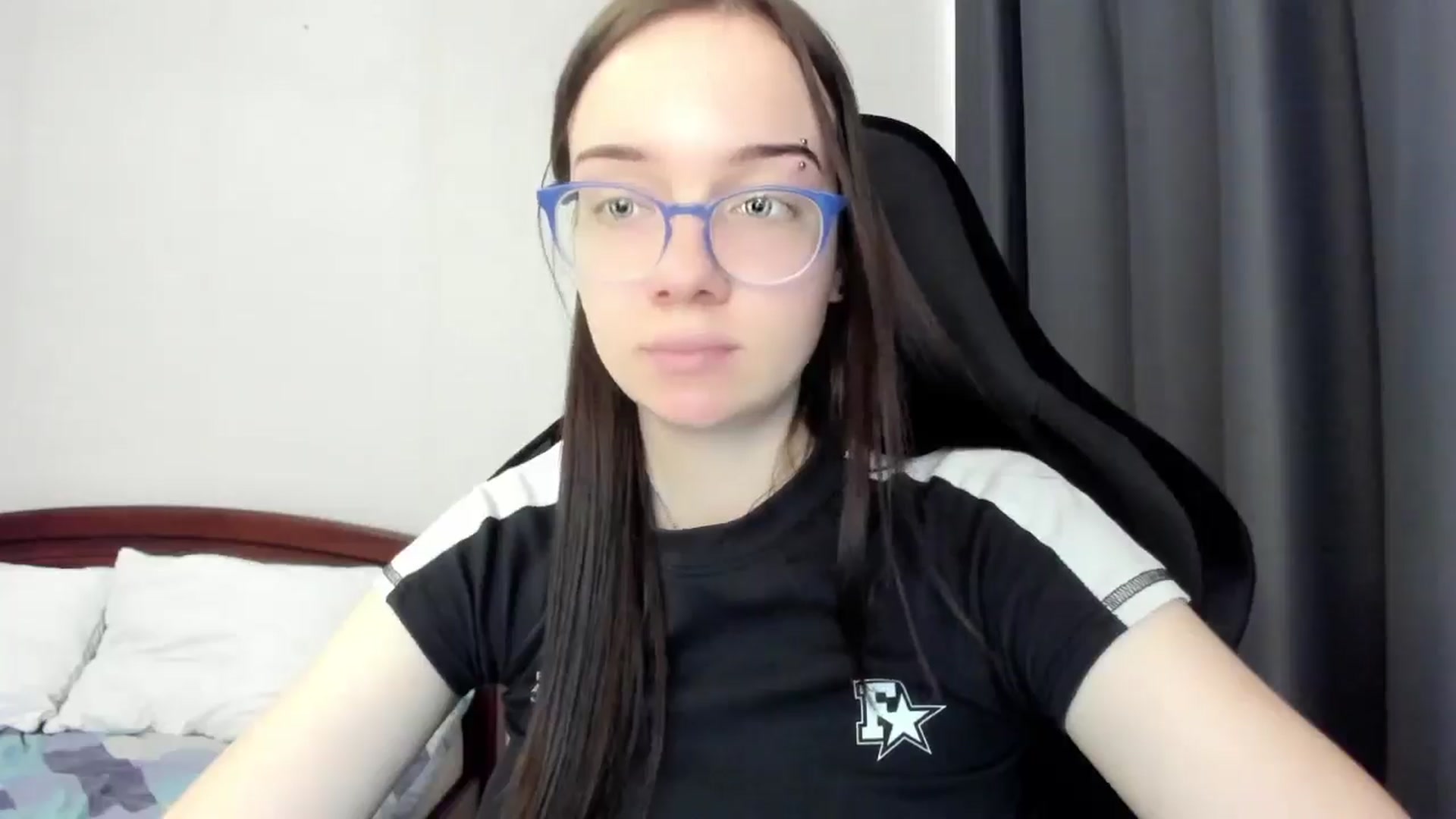 Gallery image thumbnail from Baby_Melania's myfreecams stream on, 03/27/2026, 13:39 image 10 of 20