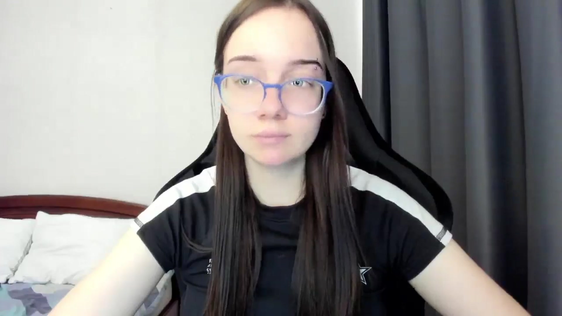 Gallery image thumbnail from Baby_Melania's myfreecams stream on, 03/27/2026, 13:39 image 7 of 20