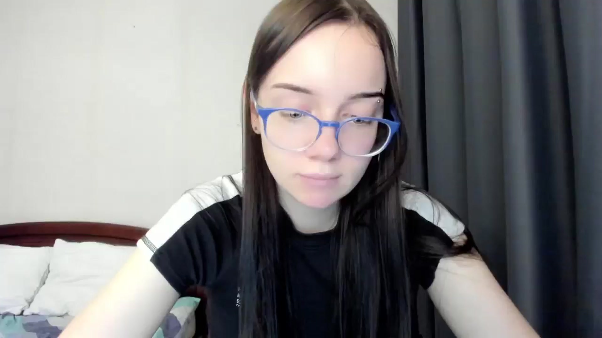 Gallery image thumbnail from Baby_Melania's myfreecams stream on, 03/27/2026, 15:36 image 18 of 20