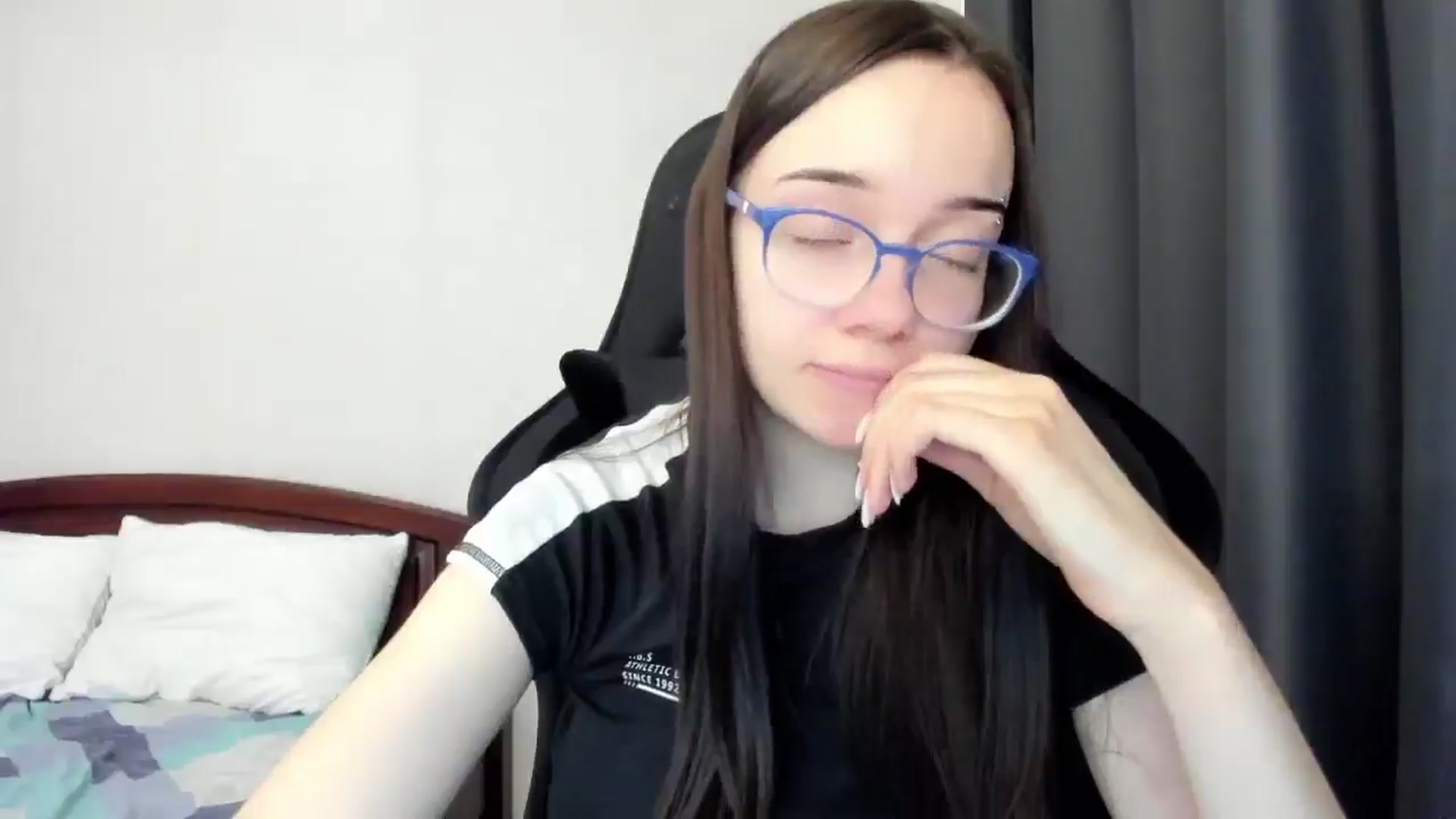 Gallery image thumbnail from Baby_Melania's myfreecams stream on, 03/27/2026, 15:36 image 7 of 20