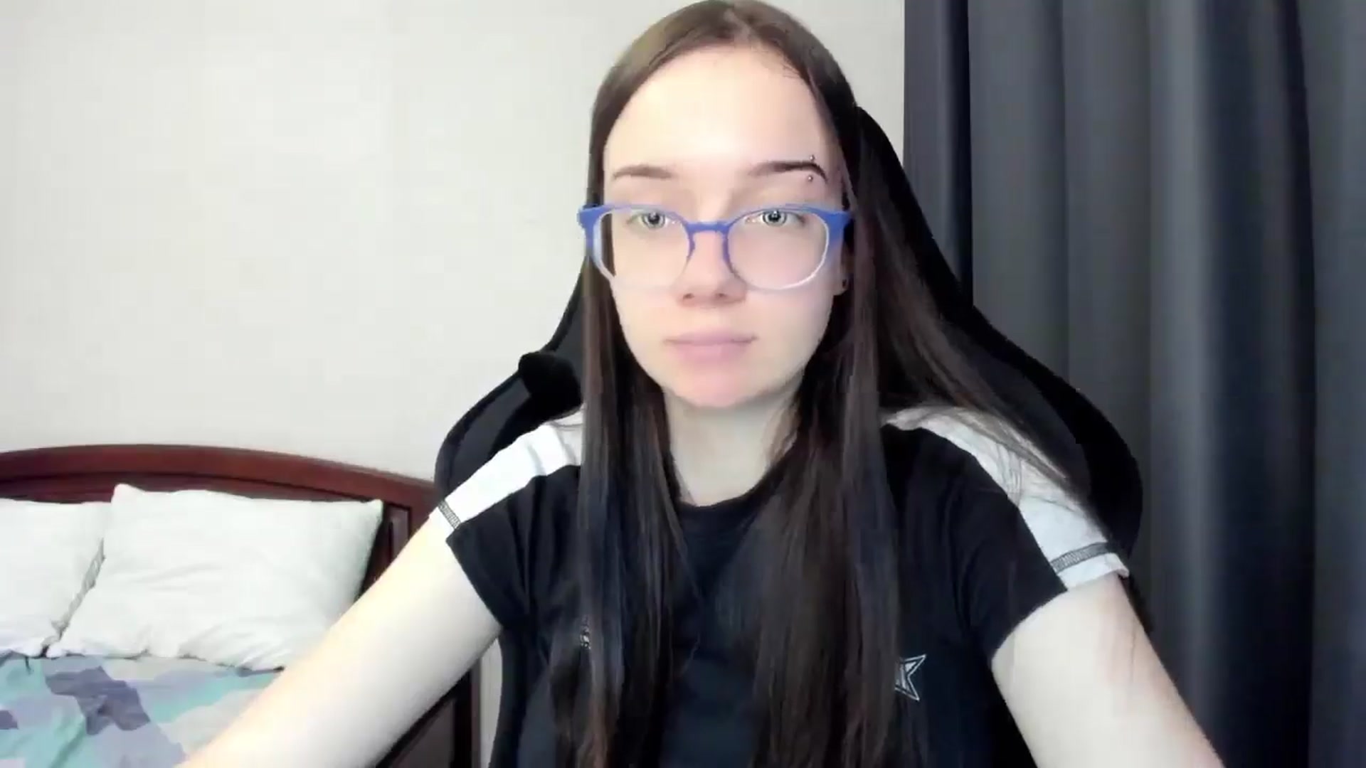 Gallery image thumbnail from Baby_Melania's myfreecams stream on, 03/27/2026, 15:36 image 5 of 20