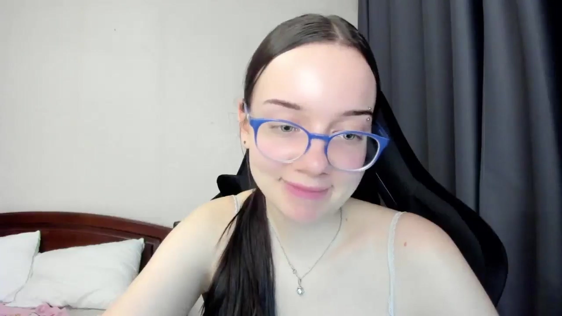 Gallery image thumbnail from Baby_Melania's myfreecams stream on, 03/30/2026, 17:39 image 14 of 20