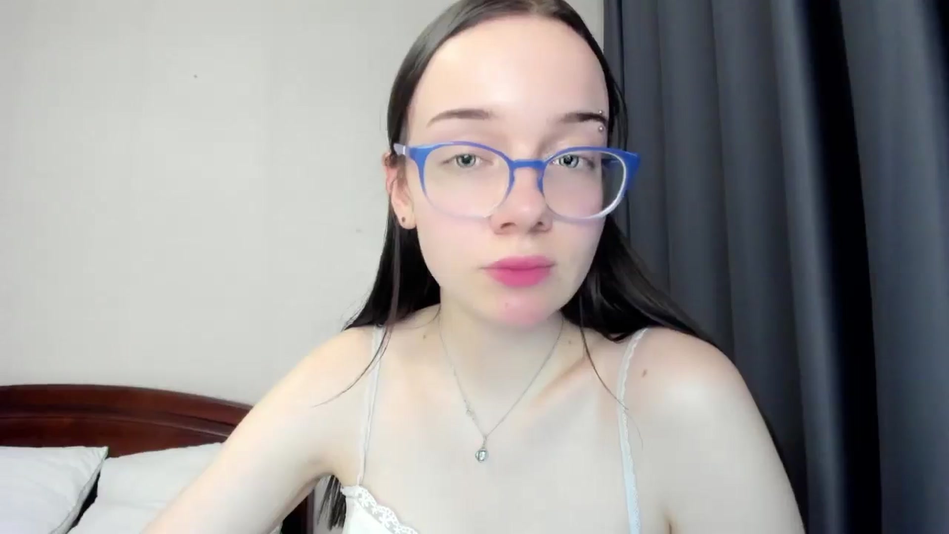 Gallery image thumbnail from Baby_Melania's myfreecams stream on, 03/30/2026, 20:15 image 14 of 20