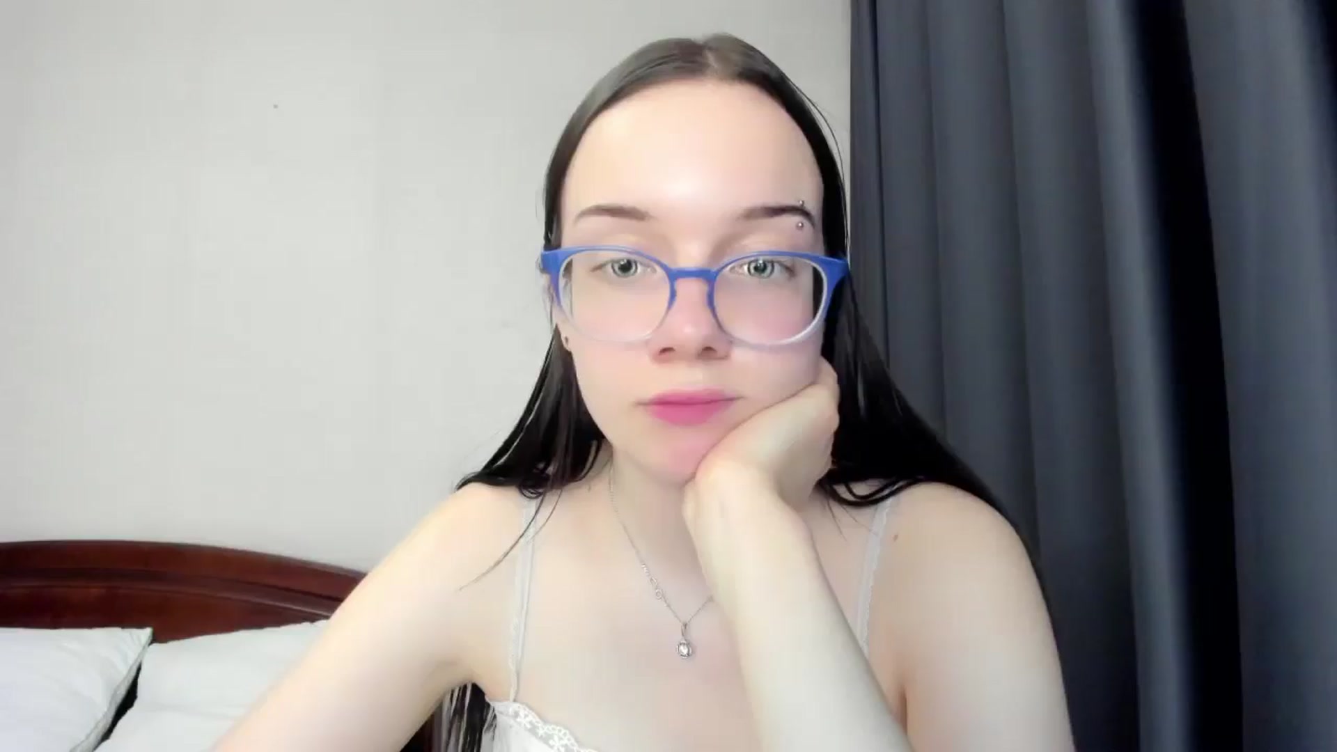 Gallery image thumbnail from Baby_Melania's myfreecams stream on, 03/30/2026, 20:15 image 17 of 20