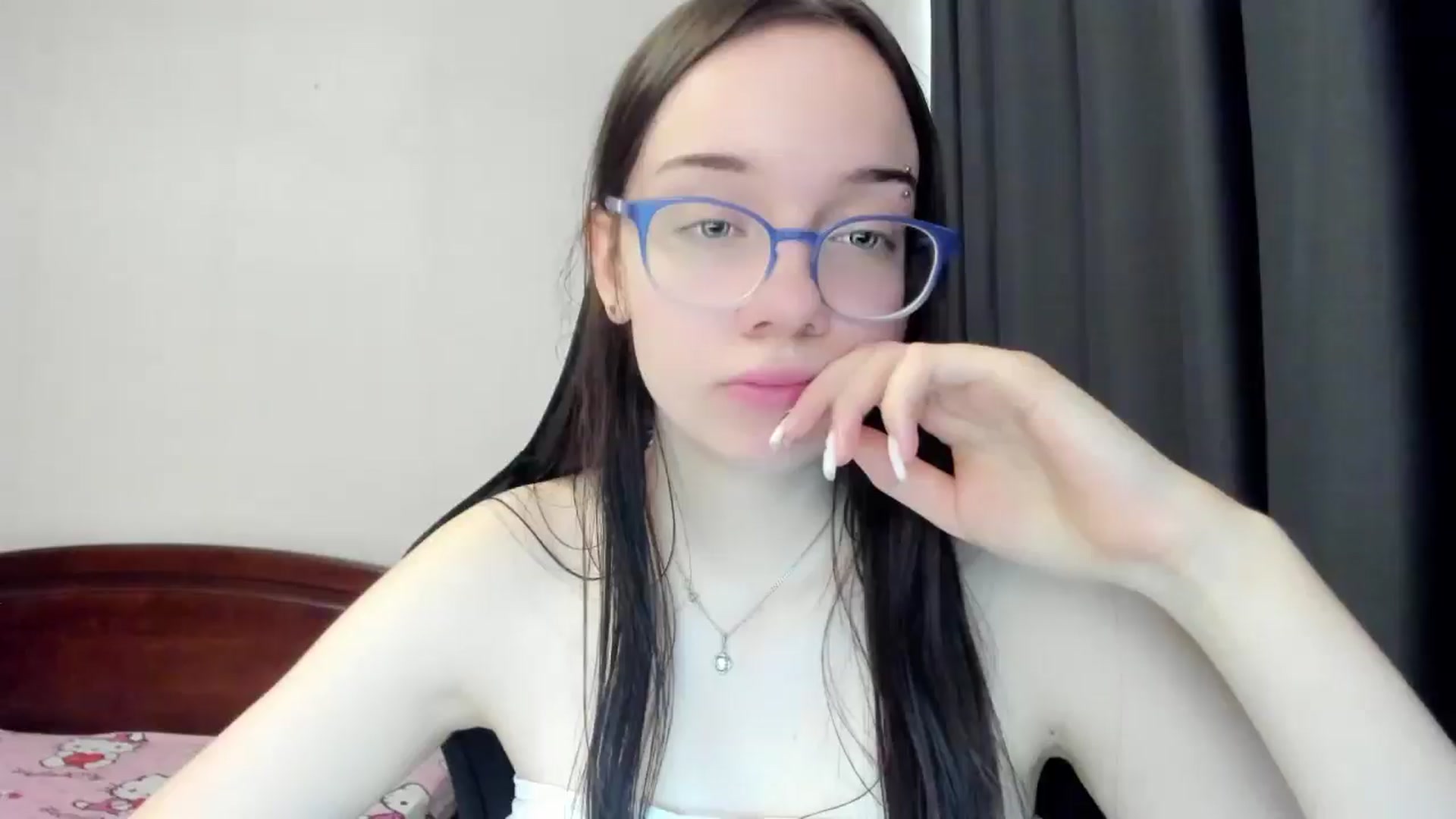 Gallery image thumbnail from Baby_Melania's myfreecams stream on, 04/01/2026, 10:29 image 14 of 20
