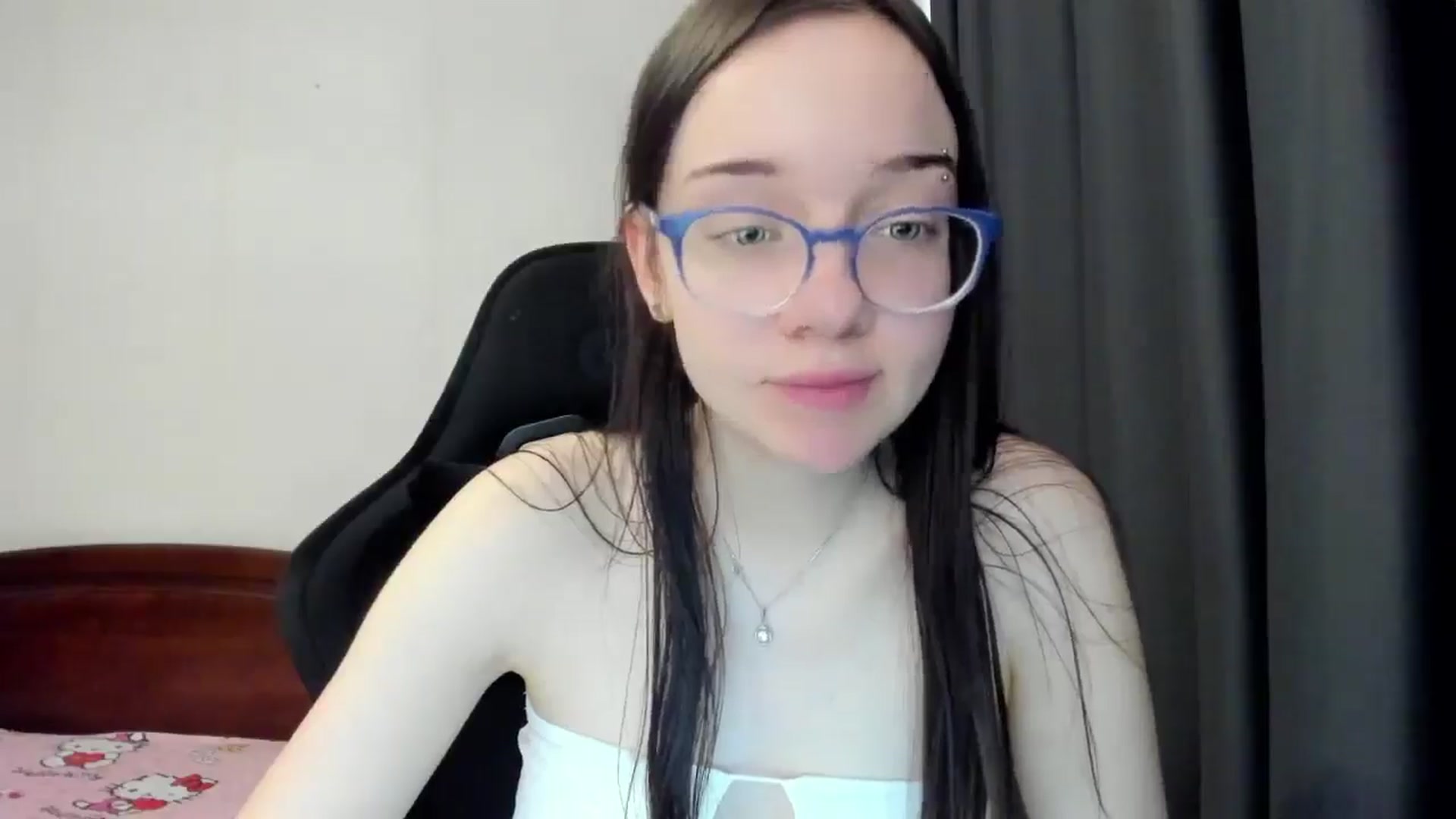 Gallery image thumbnail from Baby_Melania's myfreecams stream on, 04/01/2026, 10:29 image 12 of 20