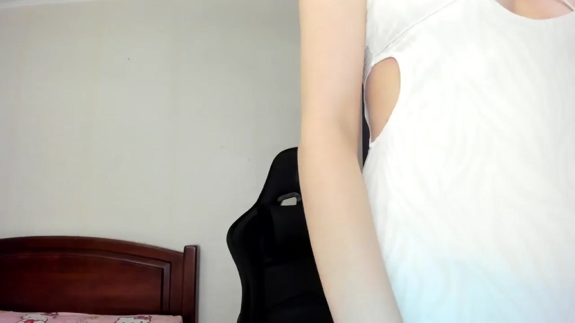 Gallery image thumbnail from Baby_Melania's myfreecams stream on, 04/01/2026, 17:42 image 11 of 20