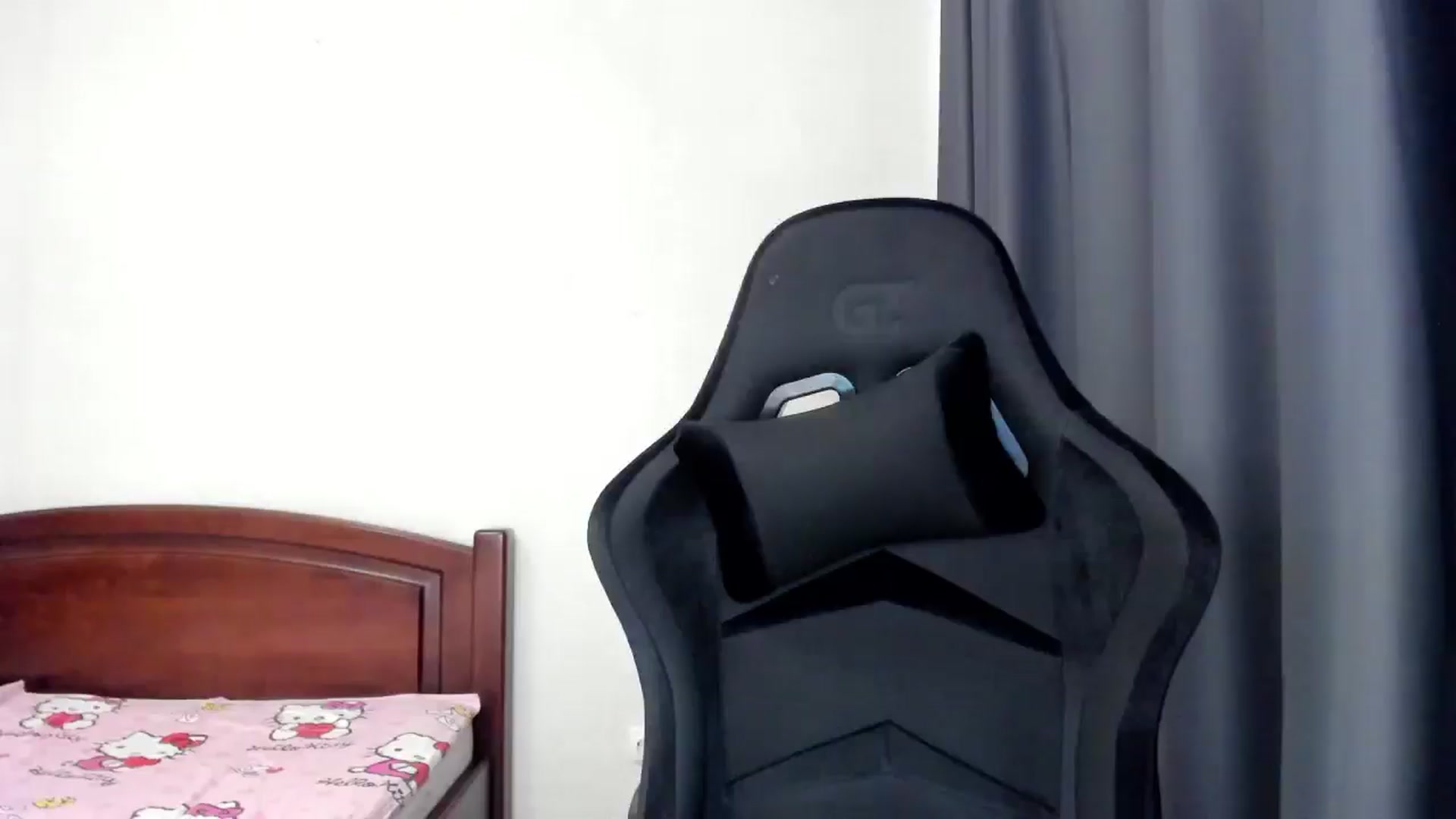 Gallery image thumbnail from Baby_Melania's myfreecams stream on, 04/02/2026, 14:25 image 15 of 20