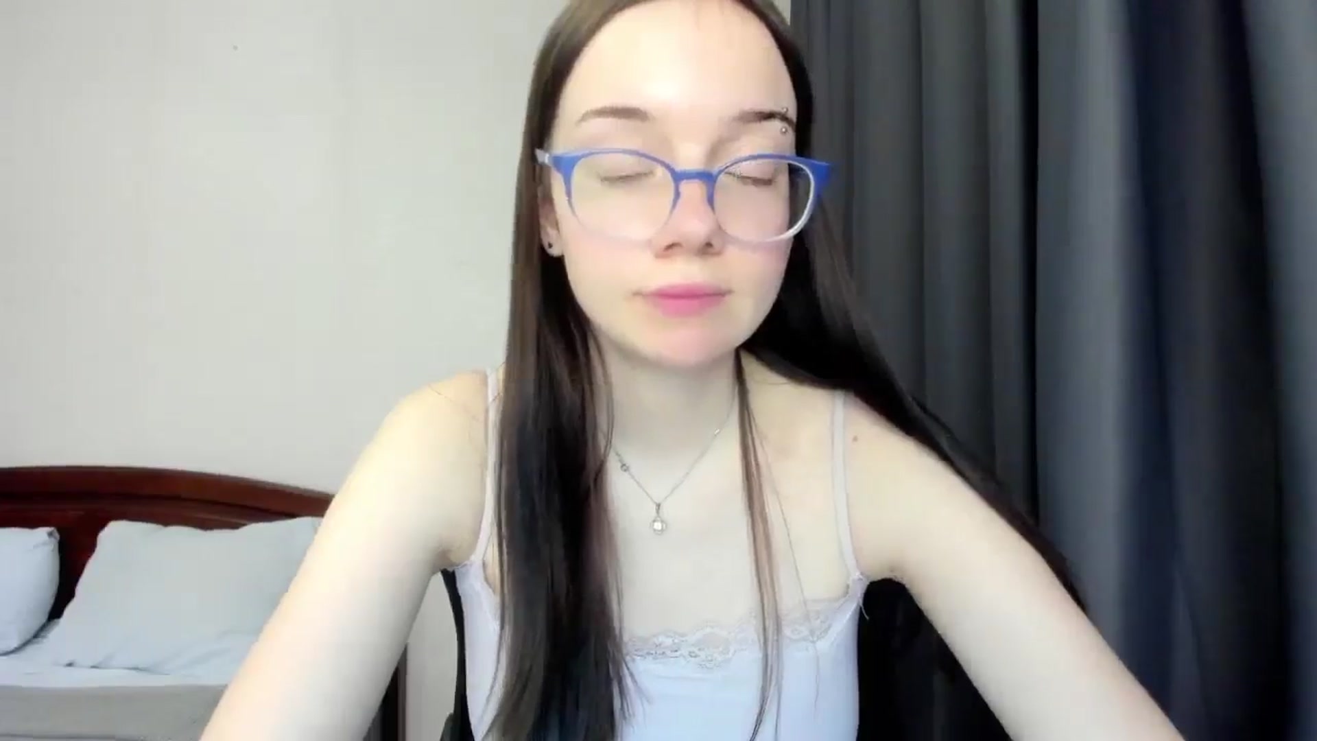 Gallery image thumbnail from Baby_Melania's myfreecams stream on, 04/05/2026, 16:08 image 13 of 20