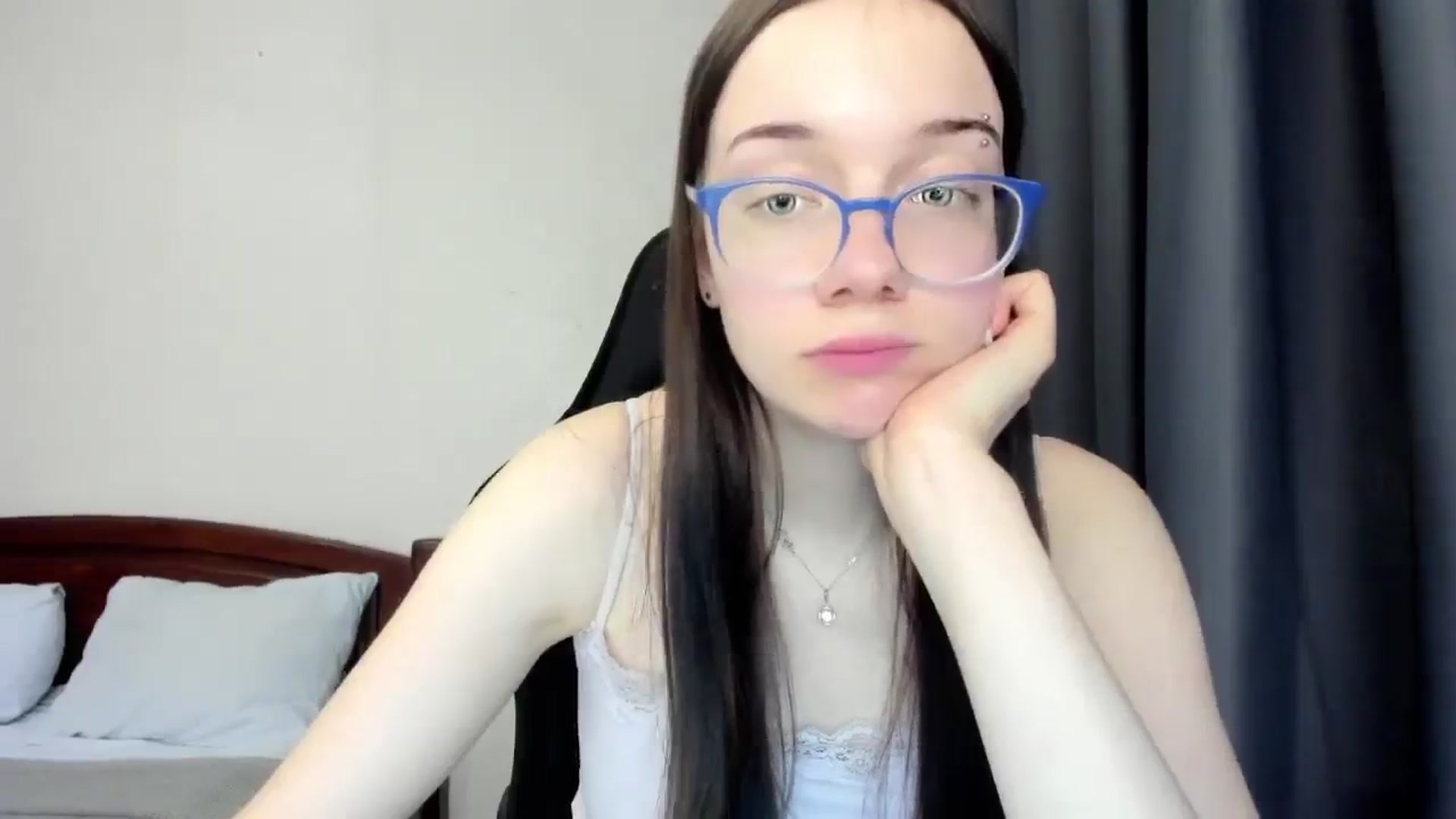 Gallery image thumbnail from Baby_Melania's myfreecams stream on, 04/05/2026, 16:08 image 11 of 20