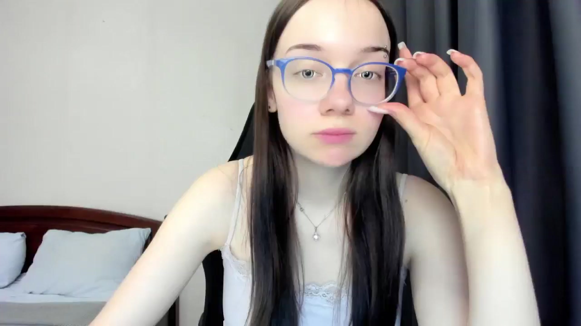 Gallery image thumbnail from Baby_Melania's myfreecams stream on, 04/05/2026, 16:08 image 10 of 20