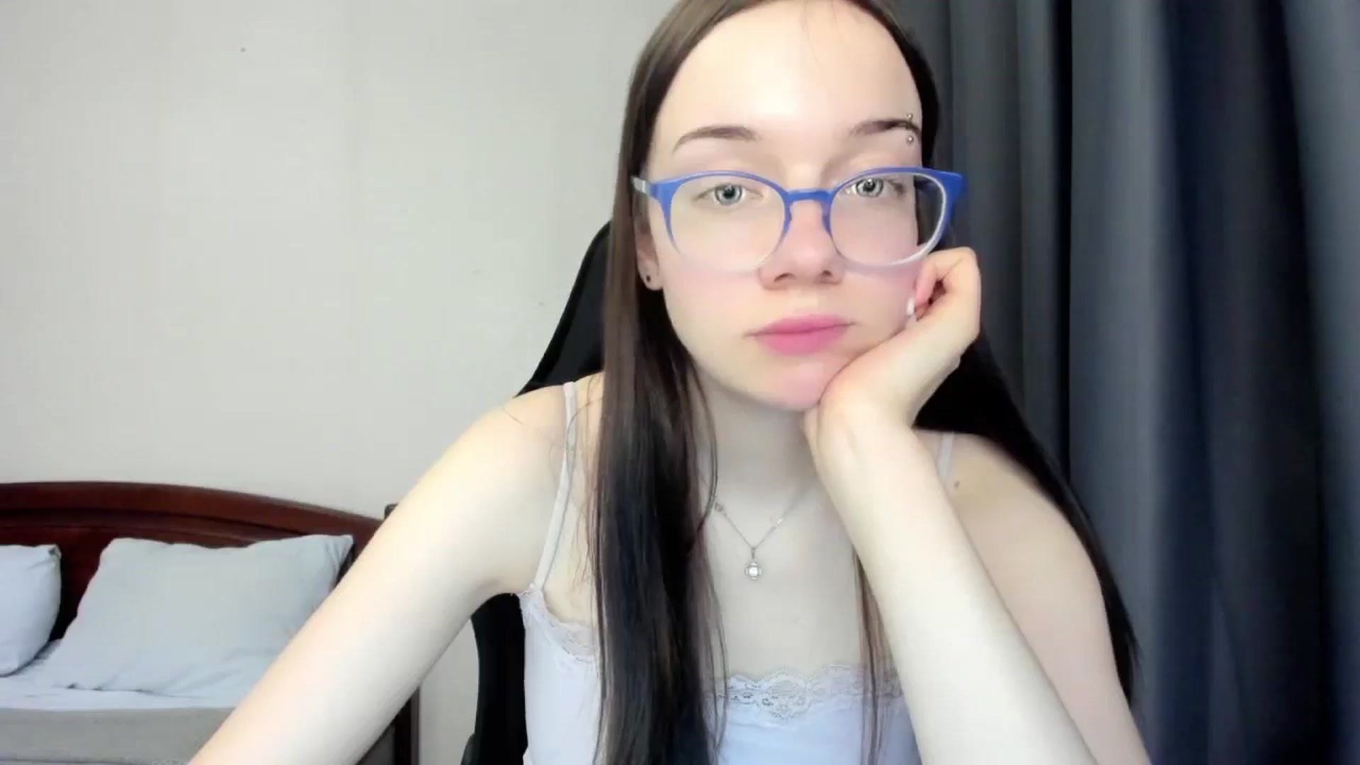 Gallery image thumbnail from Baby_Melania's myfreecams stream on, 04/05/2026, 16:08 image 12 of 20
