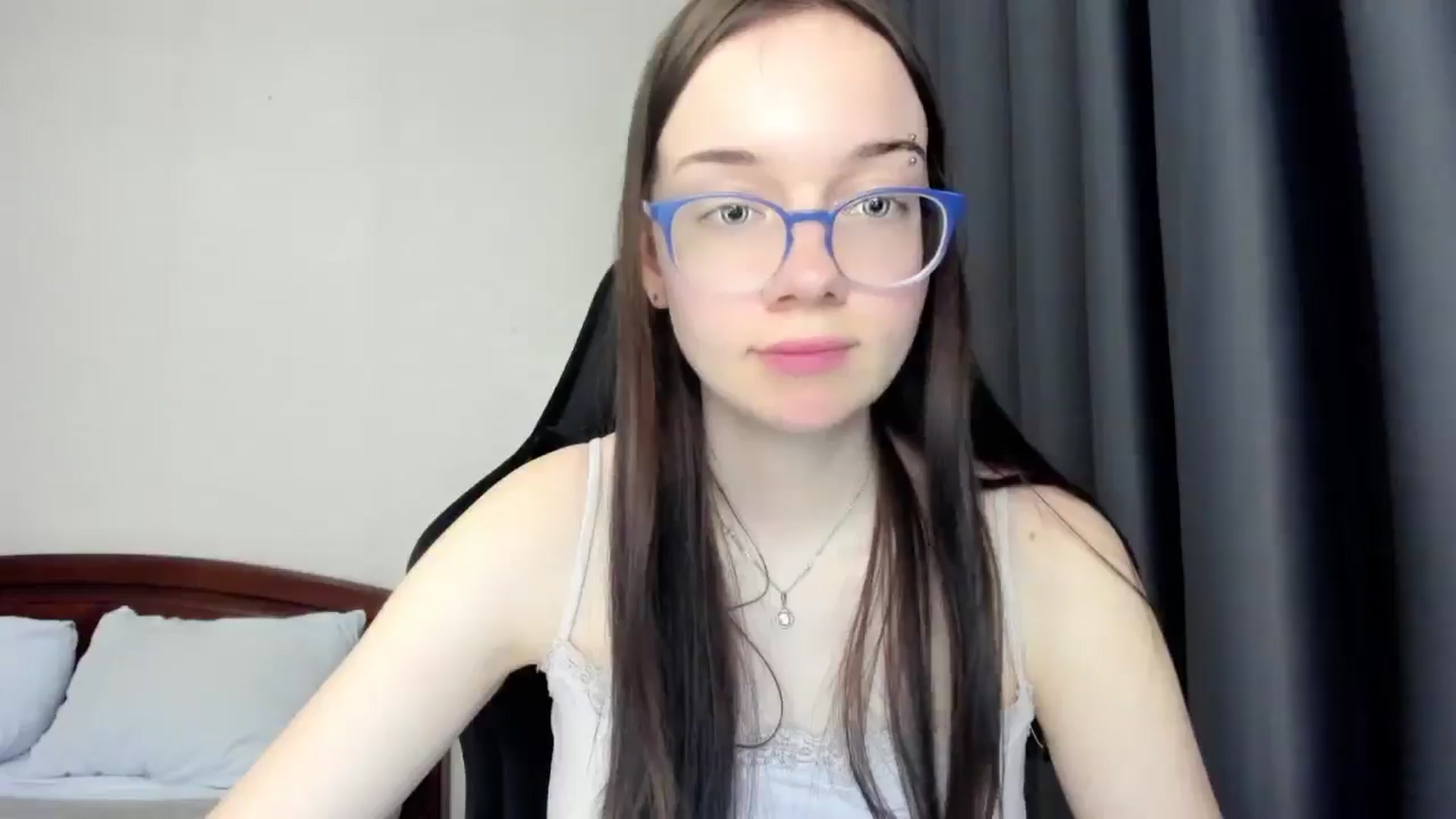 Gallery image thumbnail from Baby_Melania's myfreecams stream on, 04/05/2026, 17:53 image 18 of 20