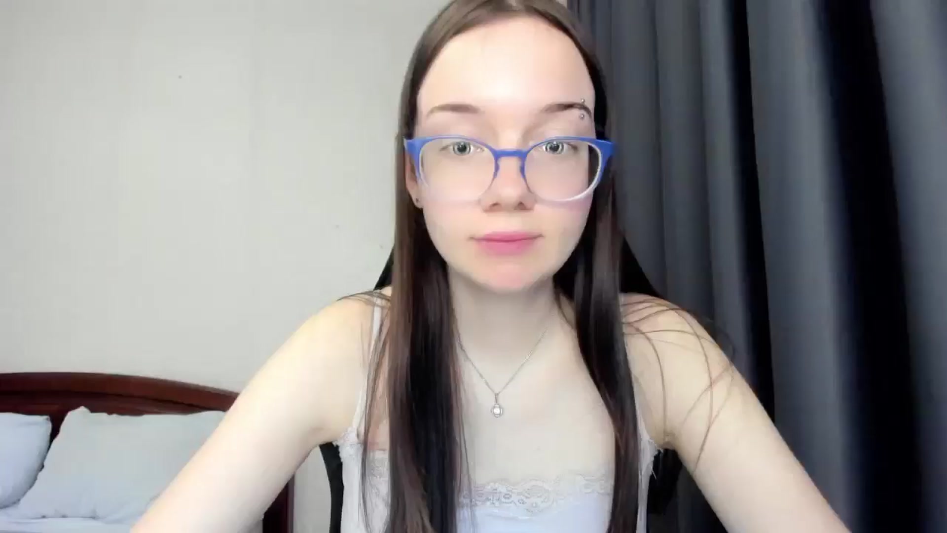Gallery image thumbnail from Baby_Melania's myfreecams stream on, 04/05/2026, 17:53 image 11 of 20