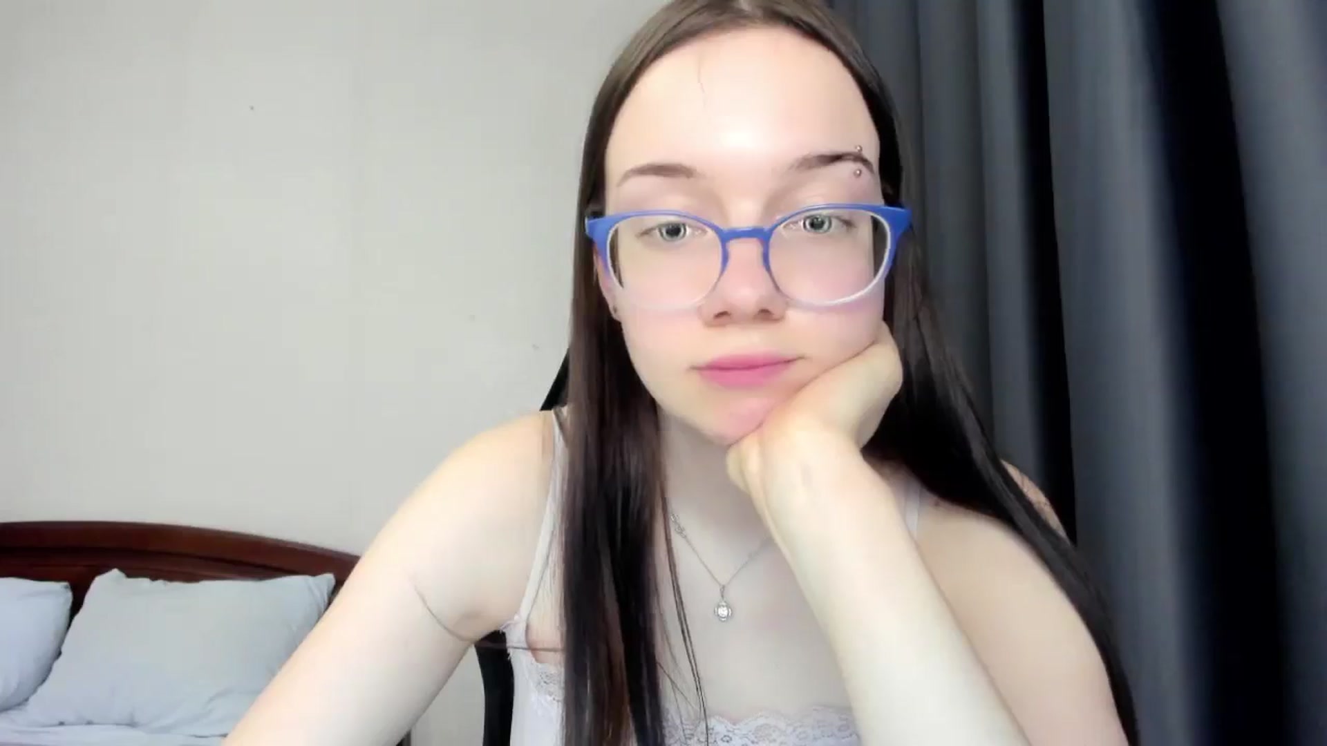 Gallery image thumbnail from Baby_Melania's myfreecams stream on, 04/05/2026, 17:53 image 4 of 20
