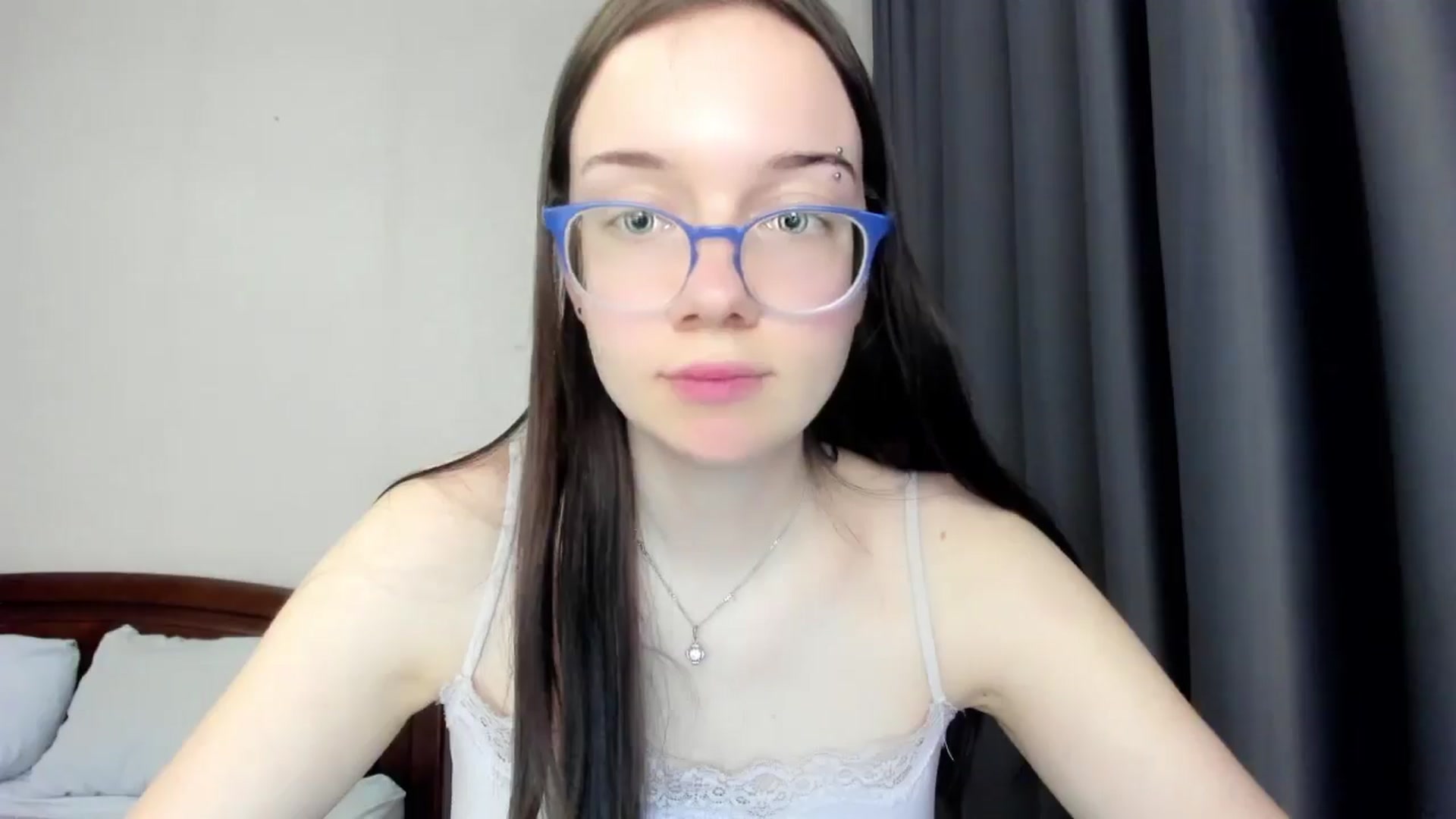 Gallery image thumbnail from Baby_Melania's myfreecams stream on, 04/05/2026, 17:53 image 8 of 20