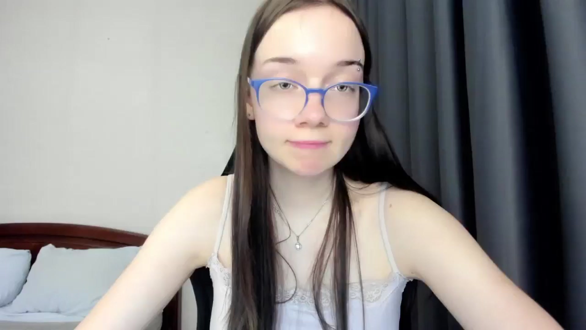 Gallery image thumbnail from Baby_Melania's myfreecams stream on, 04/05/2026, 17:53 image 20 of 20