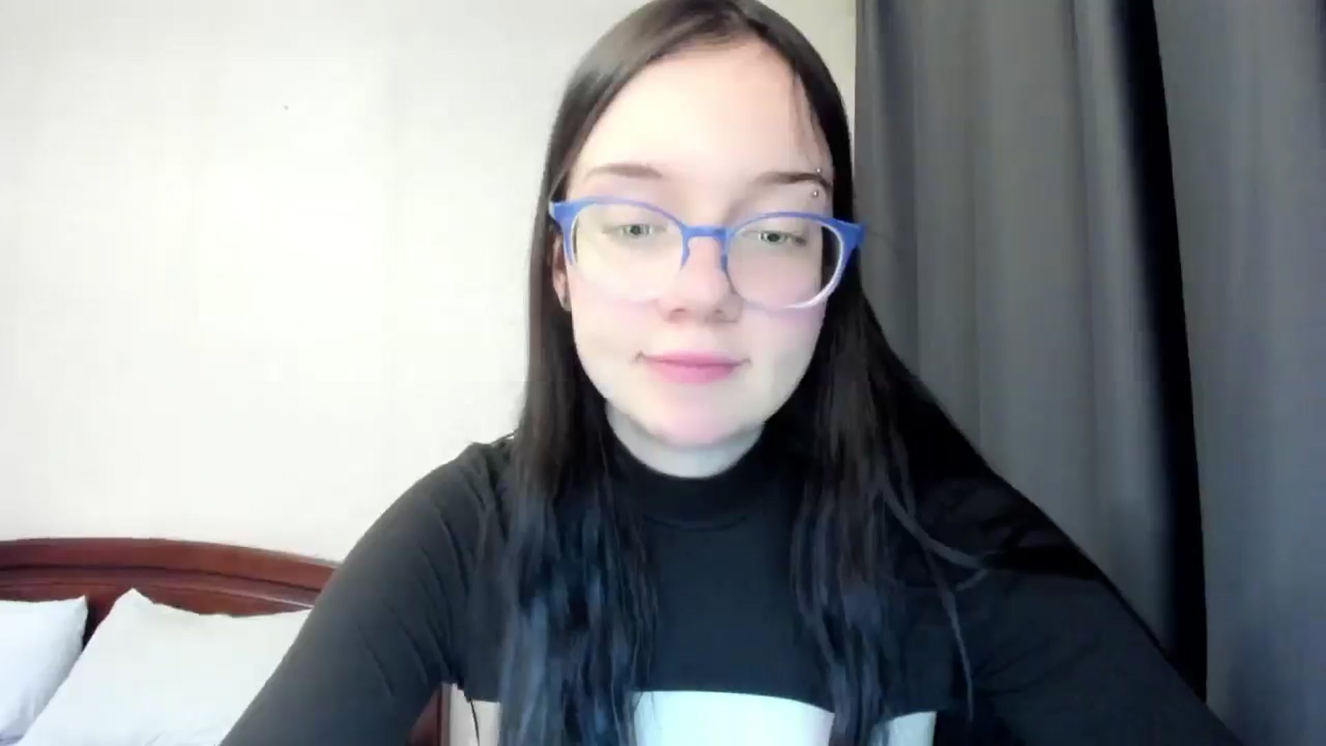 Gallery image thumbnail from Baby_Melania's myfreecams stream on, 04/10/2026, 17:42 image 16 of 20