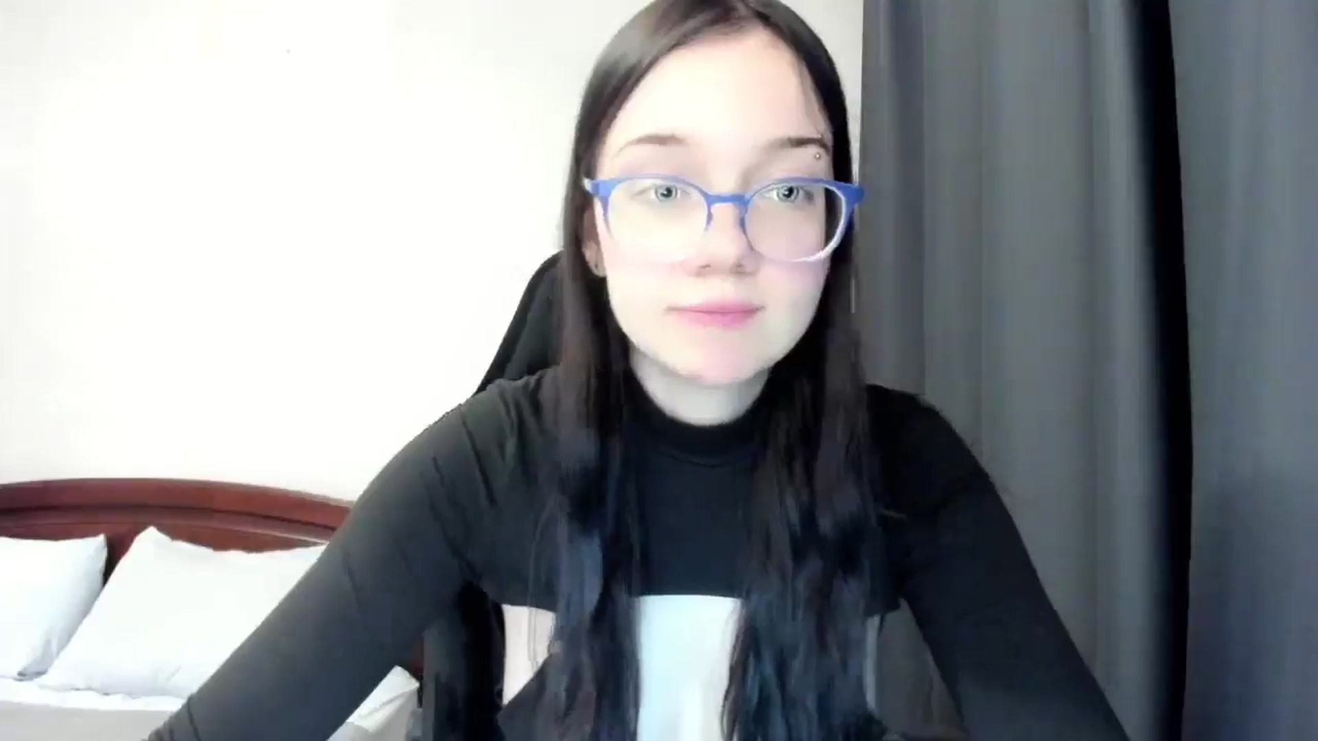 Gallery image thumbnail from Baby_Melania's myfreecams stream on, 04/10/2026, 17:42 image 4 of 20