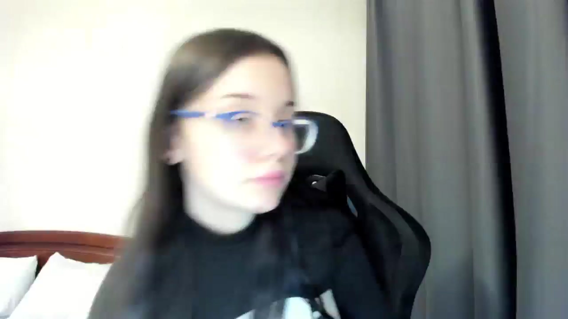 Gallery image thumbnail from Baby_Melania's myfreecams stream on, 04/10/2026, 17:42 image 17 of 20