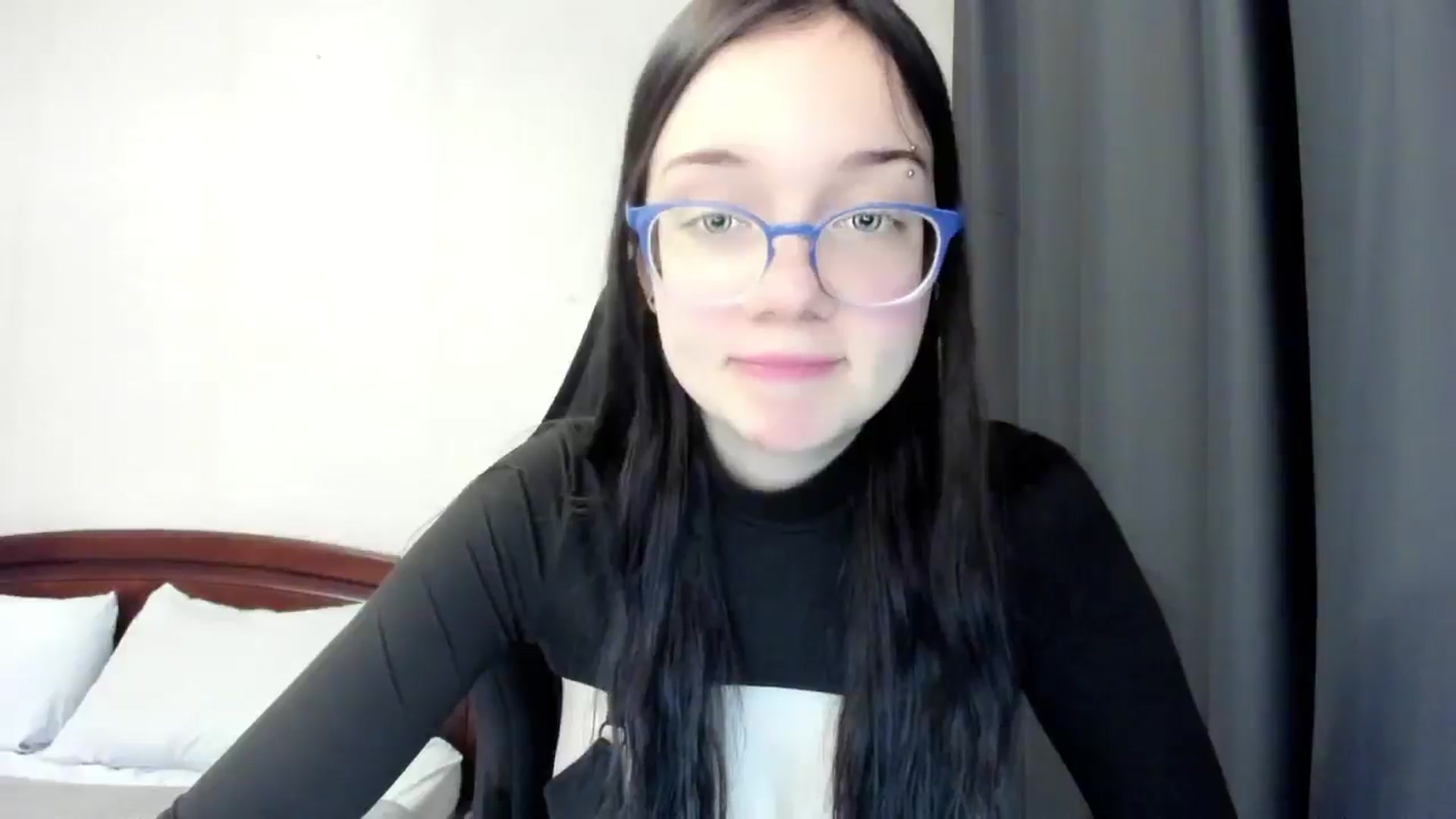 Gallery image thumbnail from Baby_Melania's myfreecams stream on, 04/10/2026, 17:42 image 3 of 20