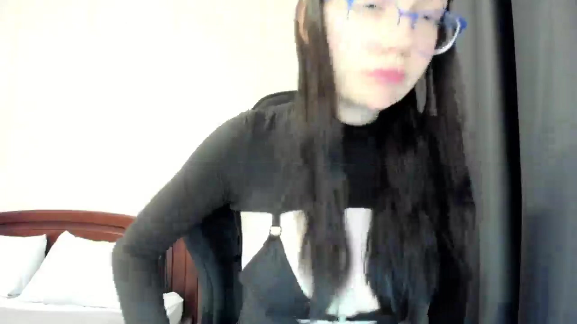 Gallery image thumbnail from Baby_Melania's myfreecams stream on, 04/10/2026, 17:42 image 5 of 20