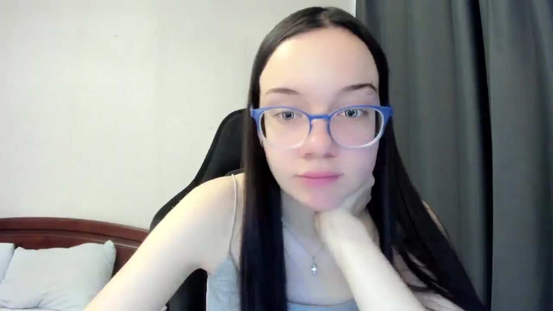 Gallery image thumbnail from Baby_Melania's myfreecams stream on, 04/11/2026, 12:21 image 14 of 20