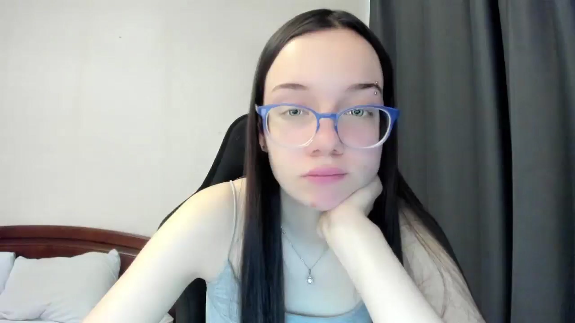 Gallery image thumbnail from Baby_Melania's myfreecams stream on, 04/11/2026, 12:21 image 13 of 20