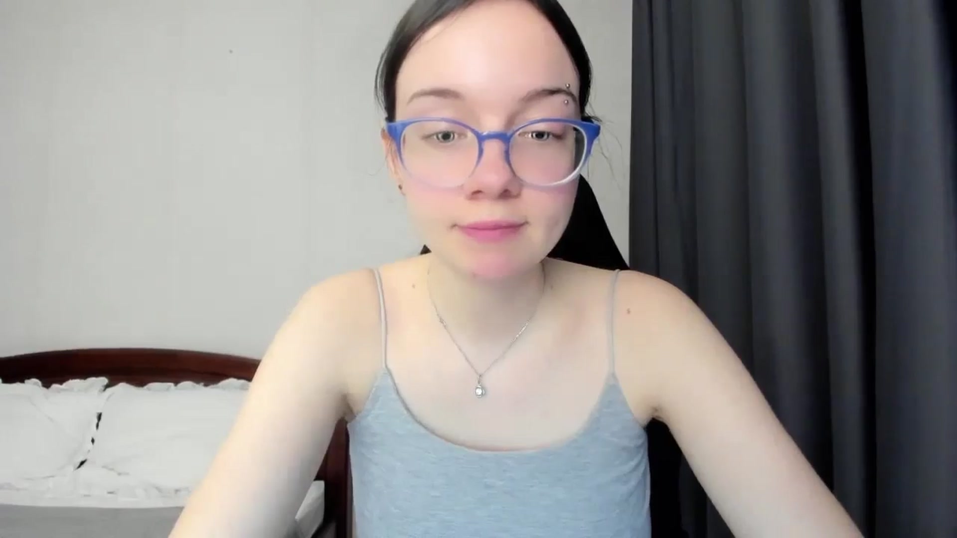 Gallery image thumbnail from Baby_Melania's myfreecams stream on, 04/19/2026, 15:27 image 4 of 20