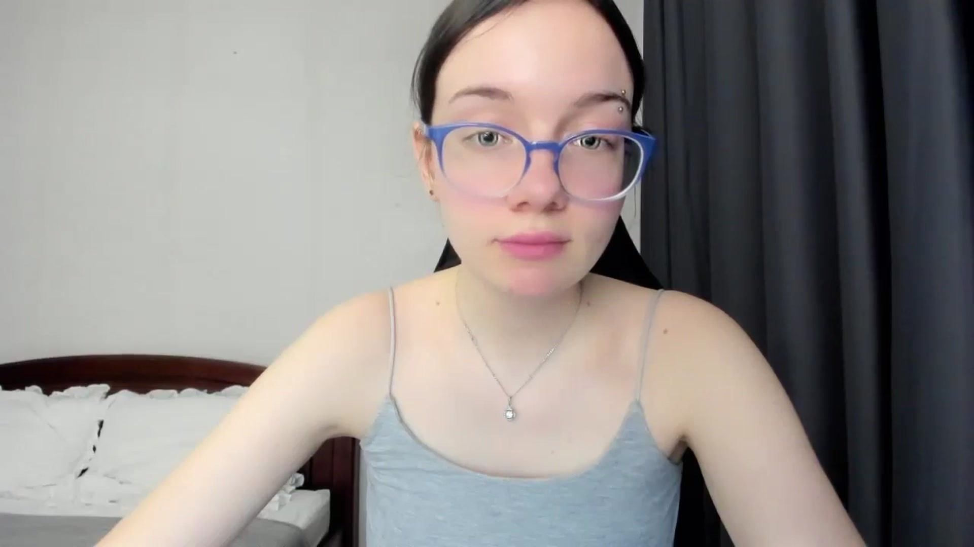 Gallery image thumbnail from Baby_Melania's myfreecams stream on, 04/19/2026, 15:27 image 6 of 20