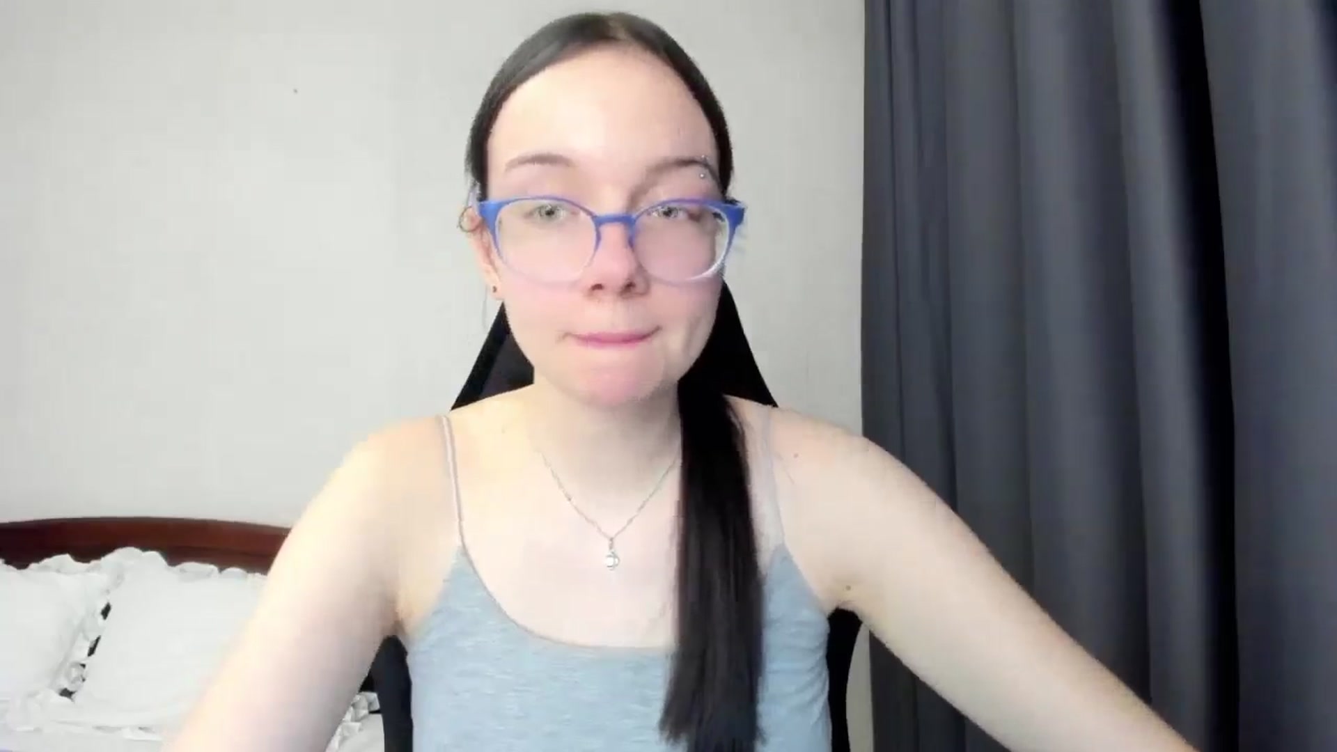 Gallery image thumbnail from Baby_Melania's myfreecams stream on, 04/19/2026, 20:40 image 5 of 20