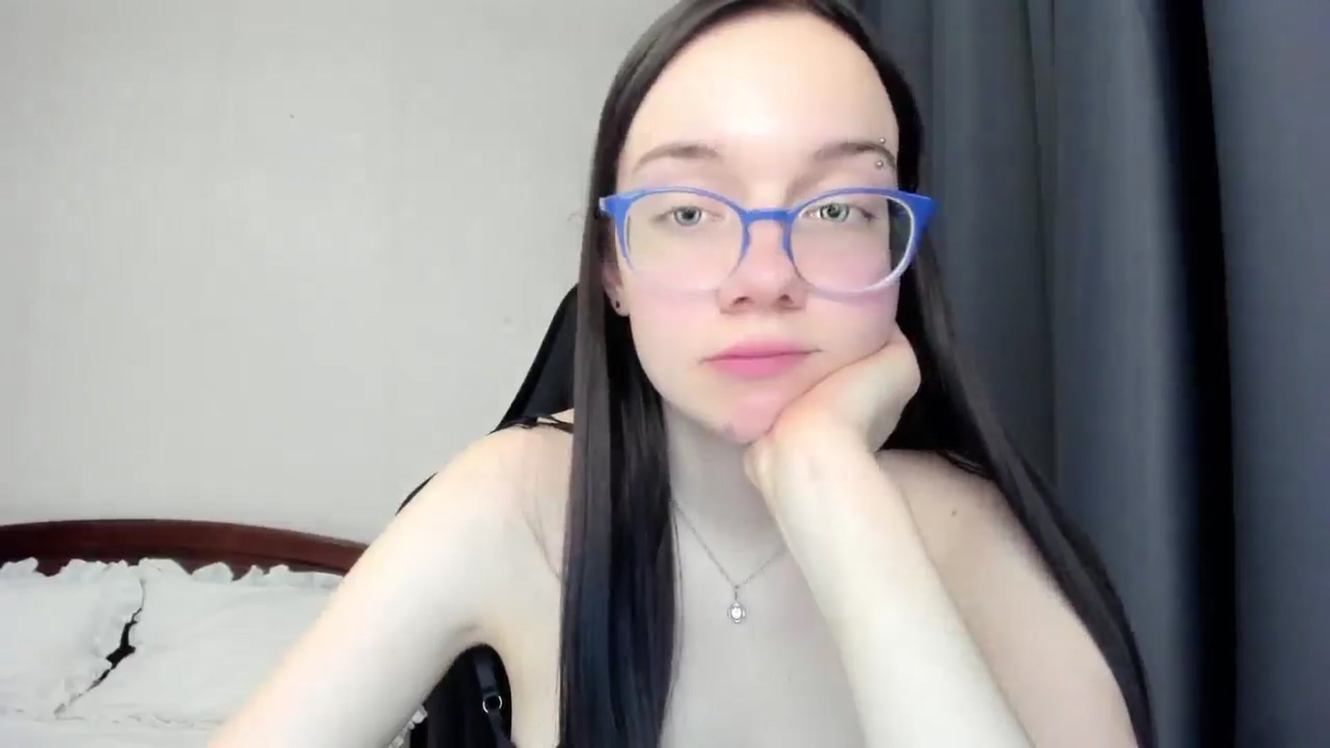 Gallery image thumbnail from Baby_Melania's myfreecams stream on, 04/26/2026, 20:13 image 2 of 20