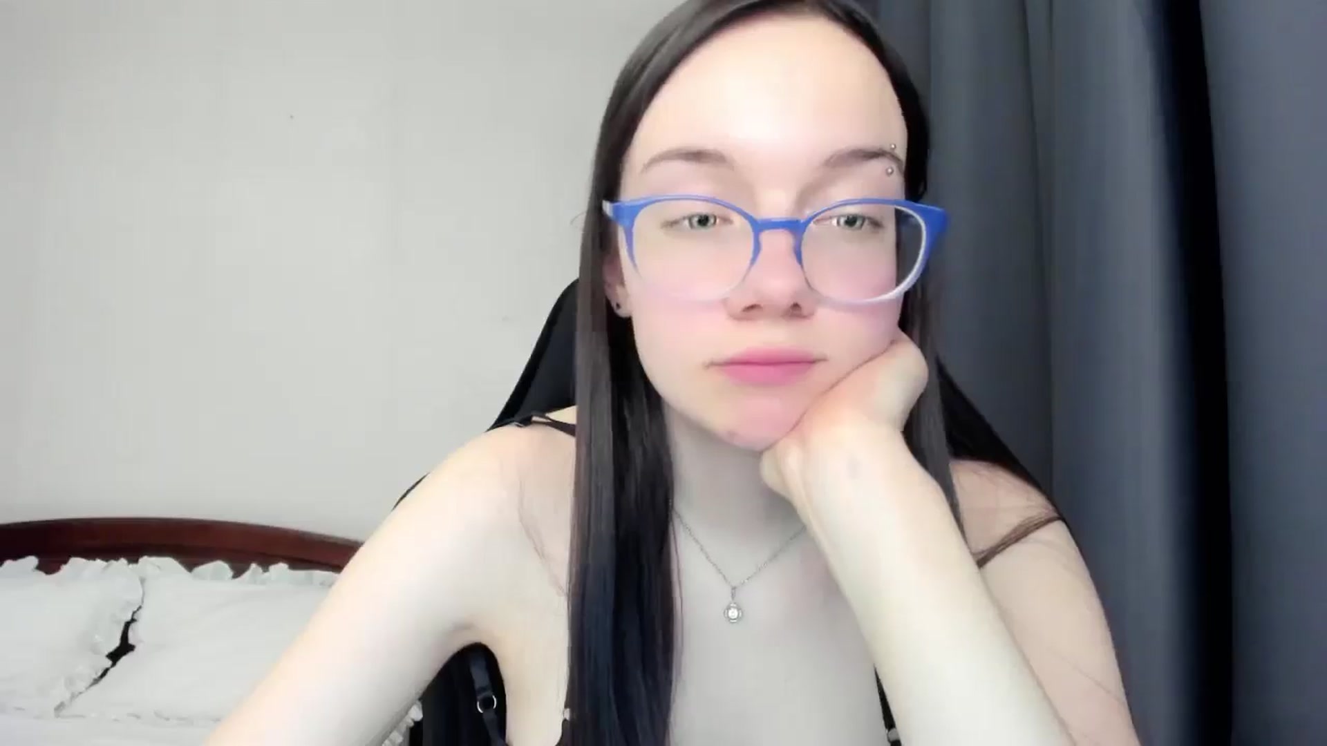 Gallery image thumbnail from Baby_Melania's myfreecams stream on, 04/26/2026, 20:13 image 3 of 20