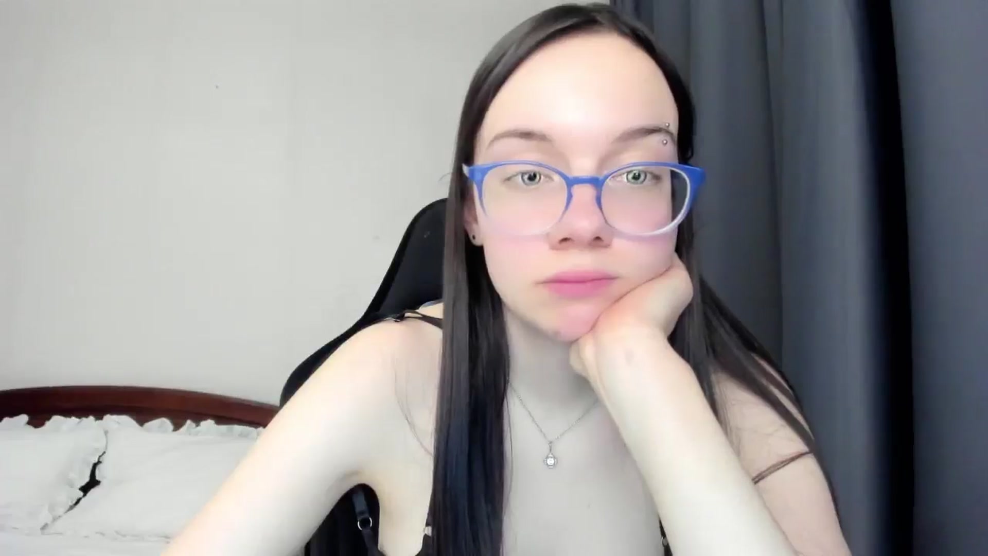 Gallery image thumbnail from Baby_Melania's myfreecams stream on, 04/26/2026, 20:13 image 5 of 20