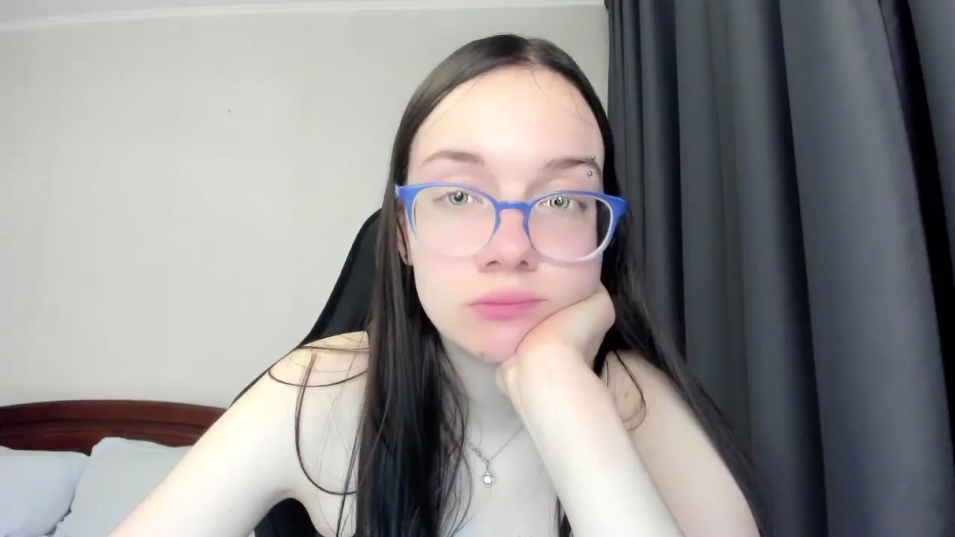 Gallery image thumbnail from Baby_Melania's myfreecams stream on, 05/05/2026, 23:05 image 13 of 20