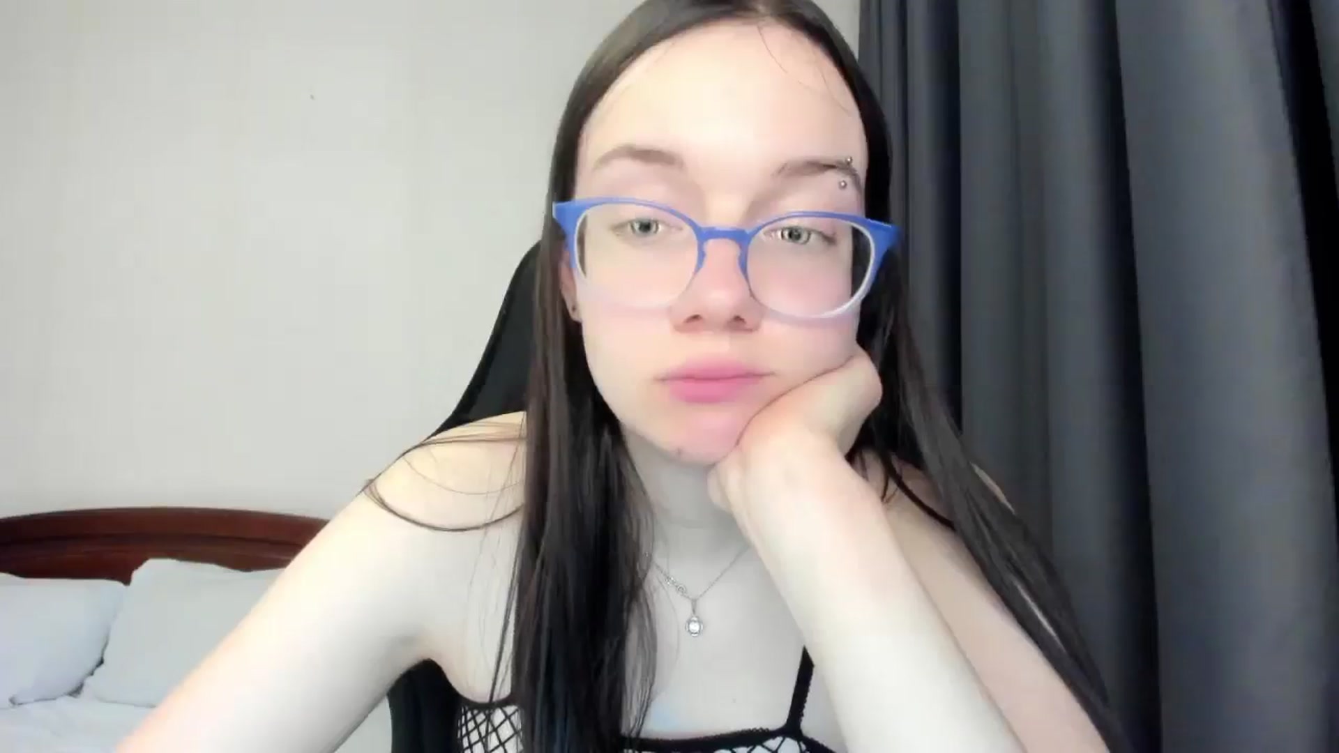 Gallery image thumbnail from Baby_Melania's myfreecams stream on, 05/05/2026, 23:05 image 17 of 20