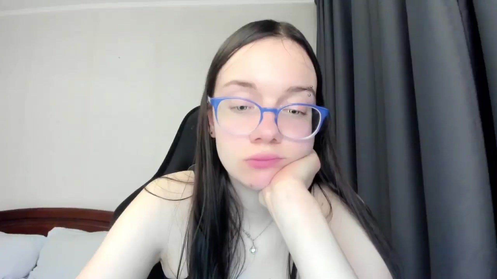 Gallery image thumbnail from Baby_Melania's myfreecams stream on, 05/05/2026, 23:05 image 14 of 20