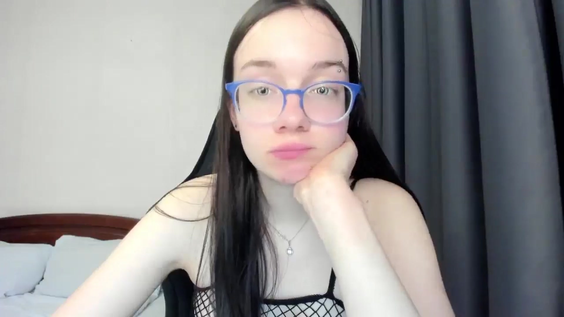 Gallery image thumbnail from Baby_Melania's myfreecams stream on, 05/05/2026, 23:05 image 18 of 20