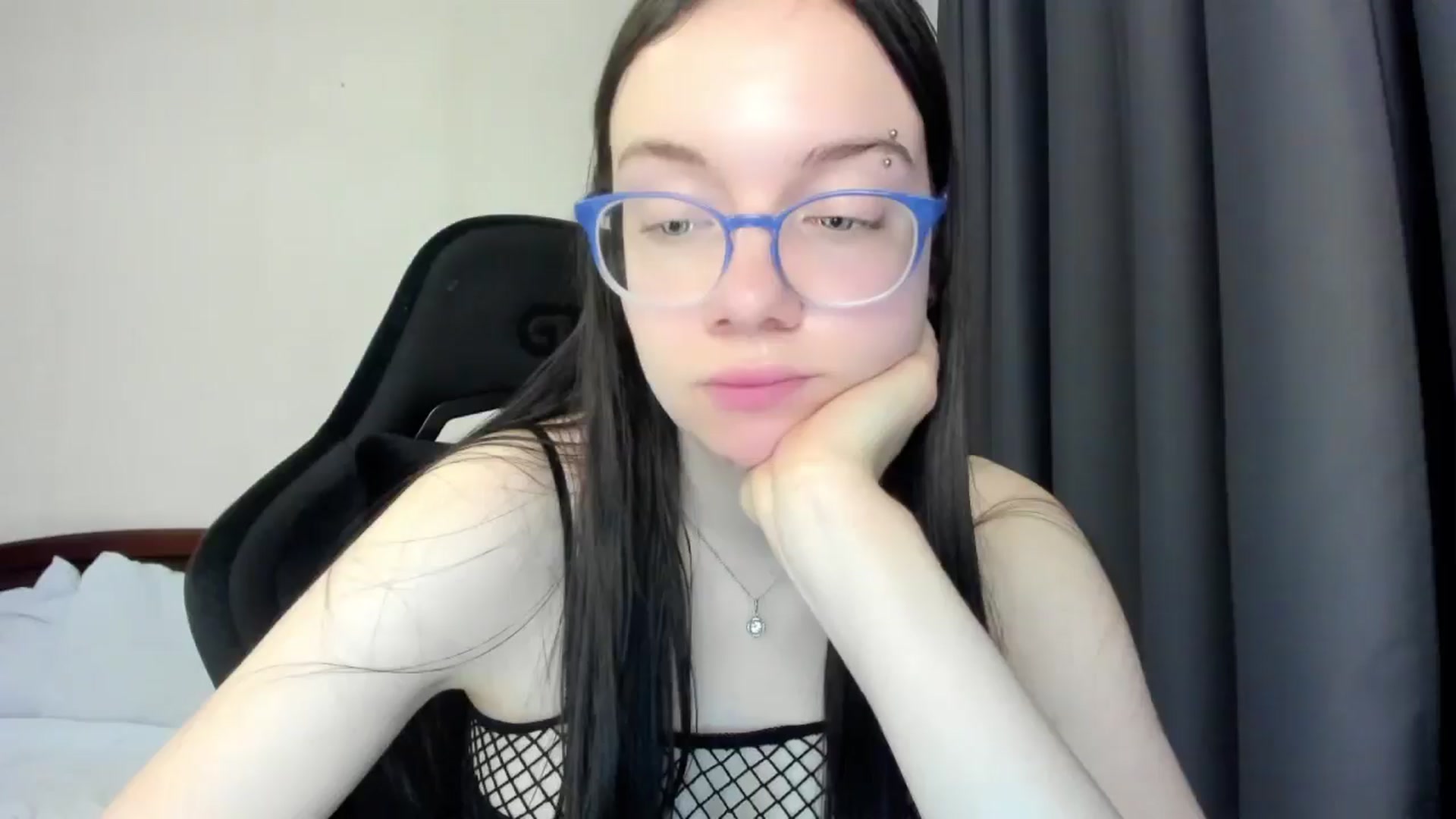 Gallery image thumbnail from Baby_Melania's myfreecams stream on, 05/06/2026, 07:14 image 19 of 20